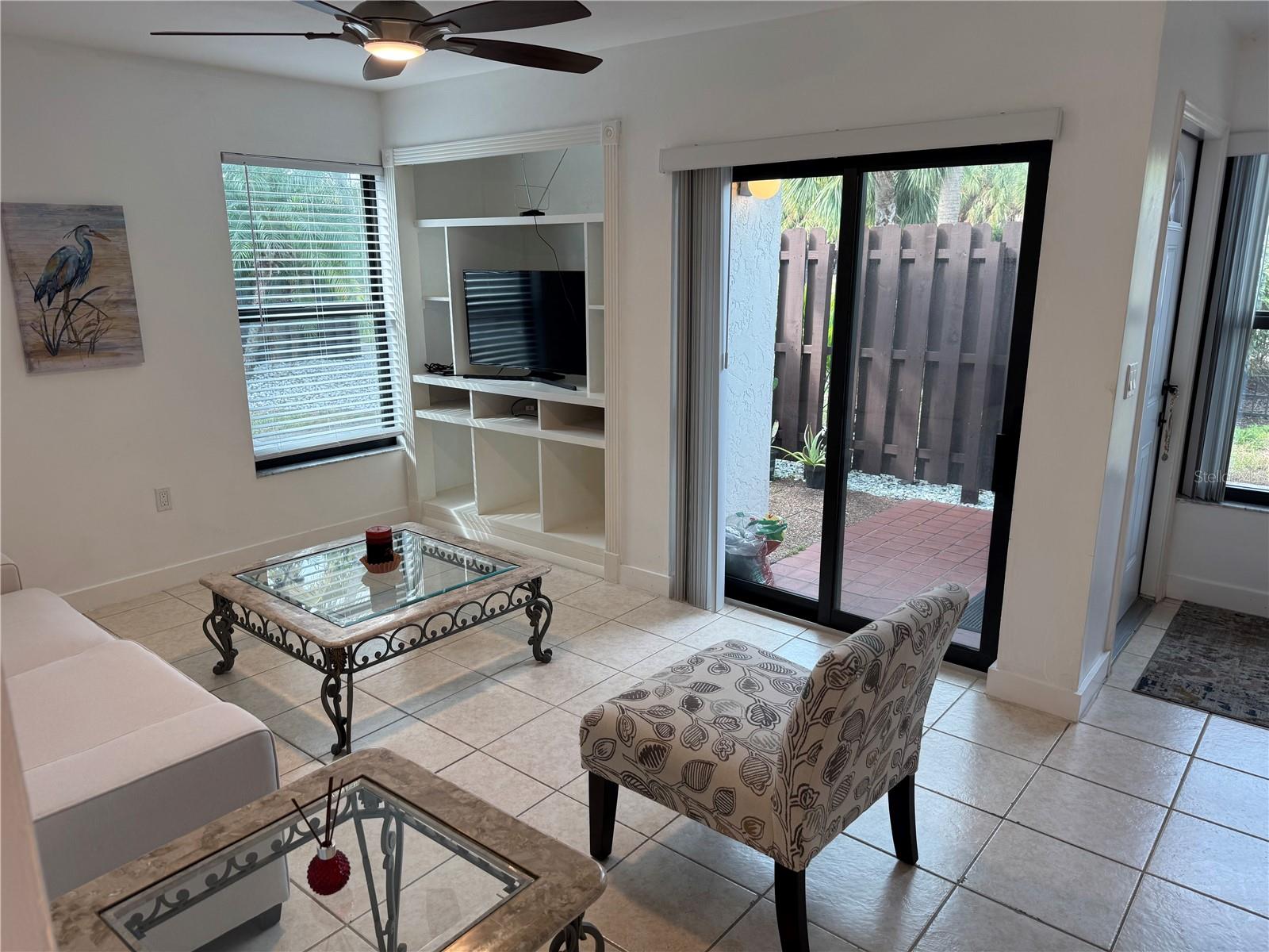 Image 4 of 22 For 12922 Cherrydale Court