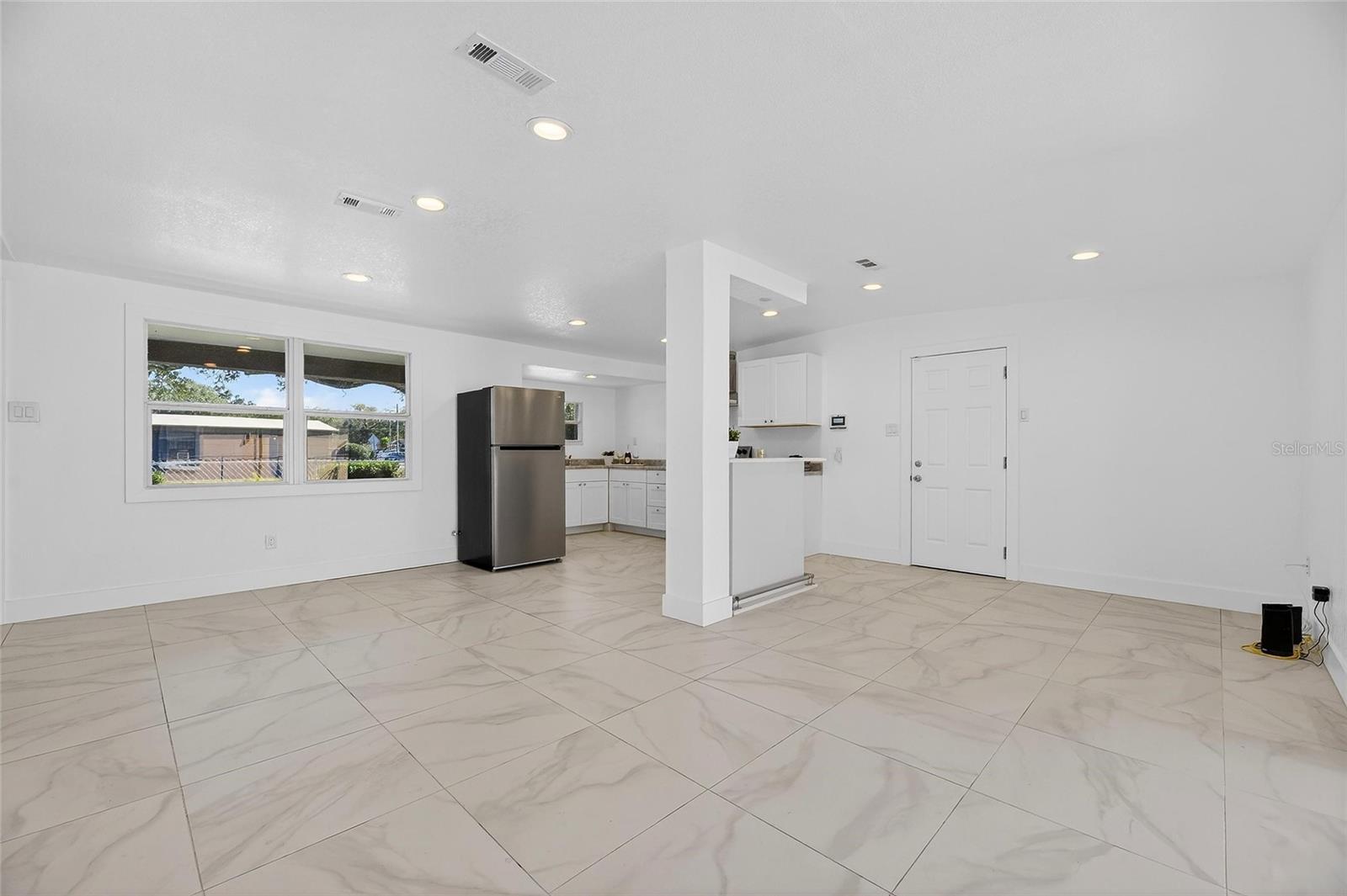 Image 16 of 63 For 3722 Idlewild Avenue