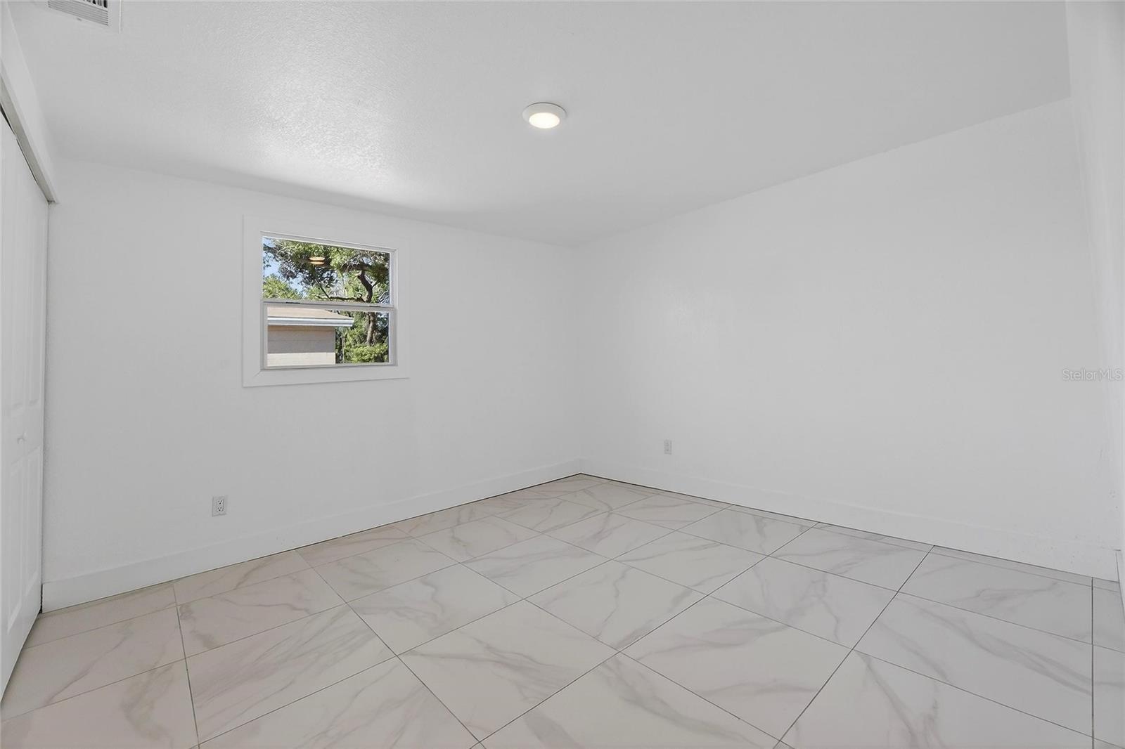 Image 28 of 63 For 3722 Idlewild Avenue