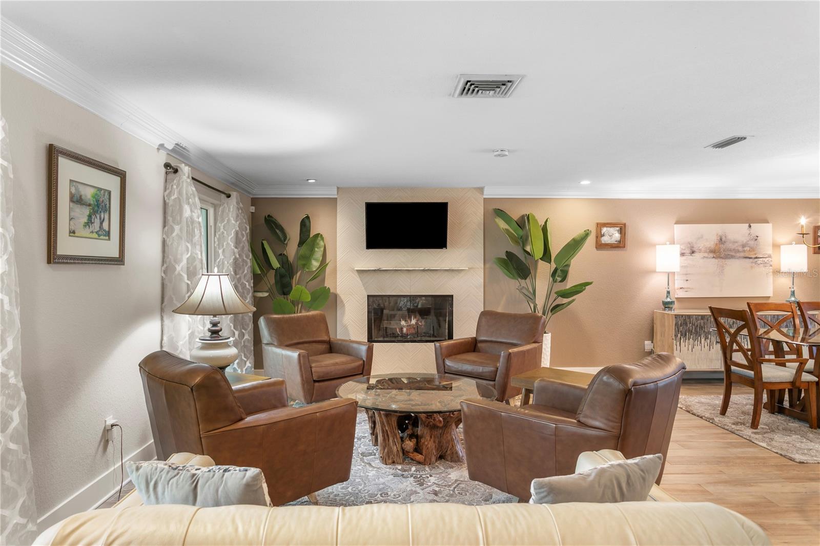 Image 10 of 97 For 3912 46th Avenue S