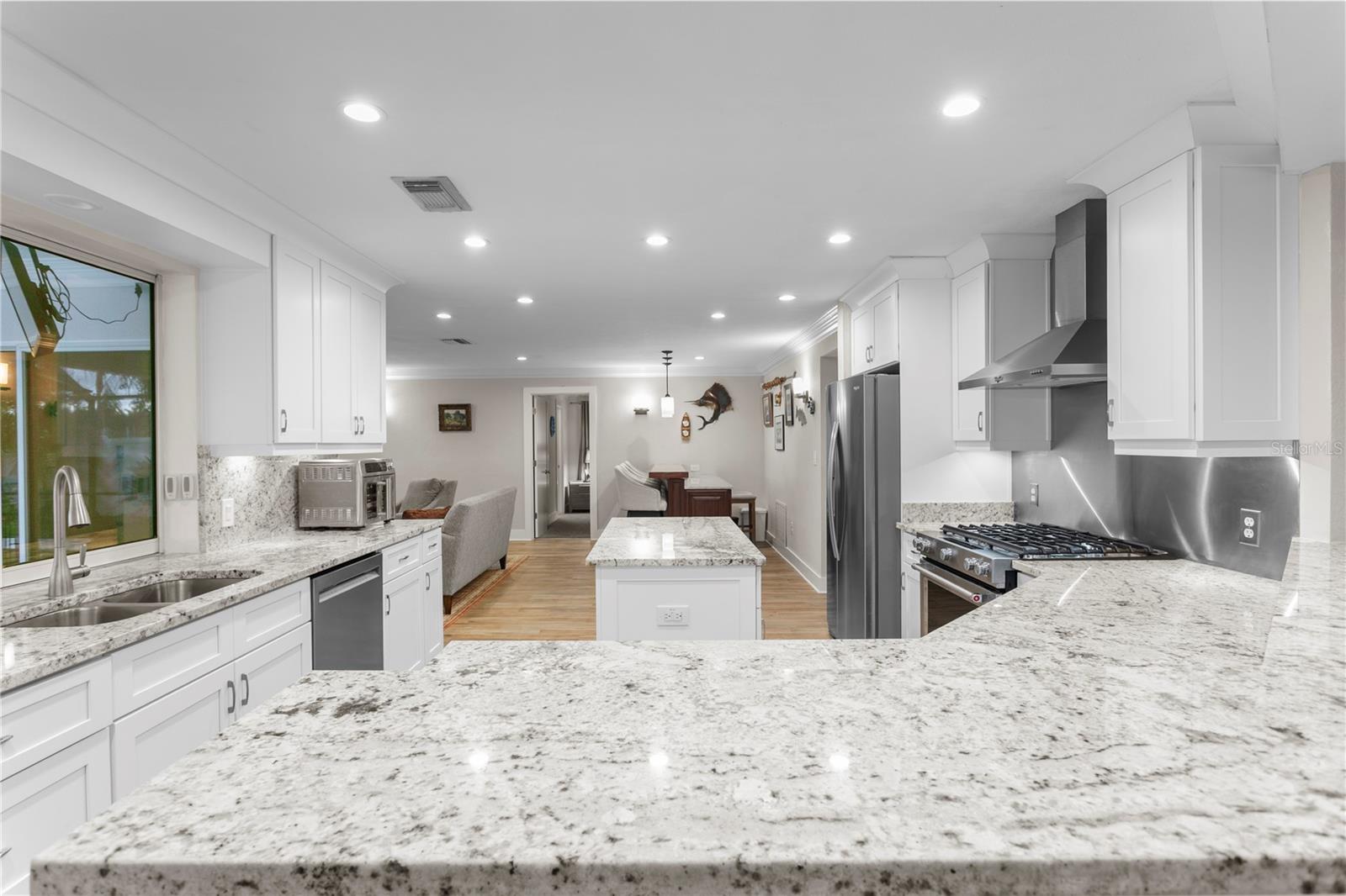 Image 19 of 97 For 3912 46th Avenue S