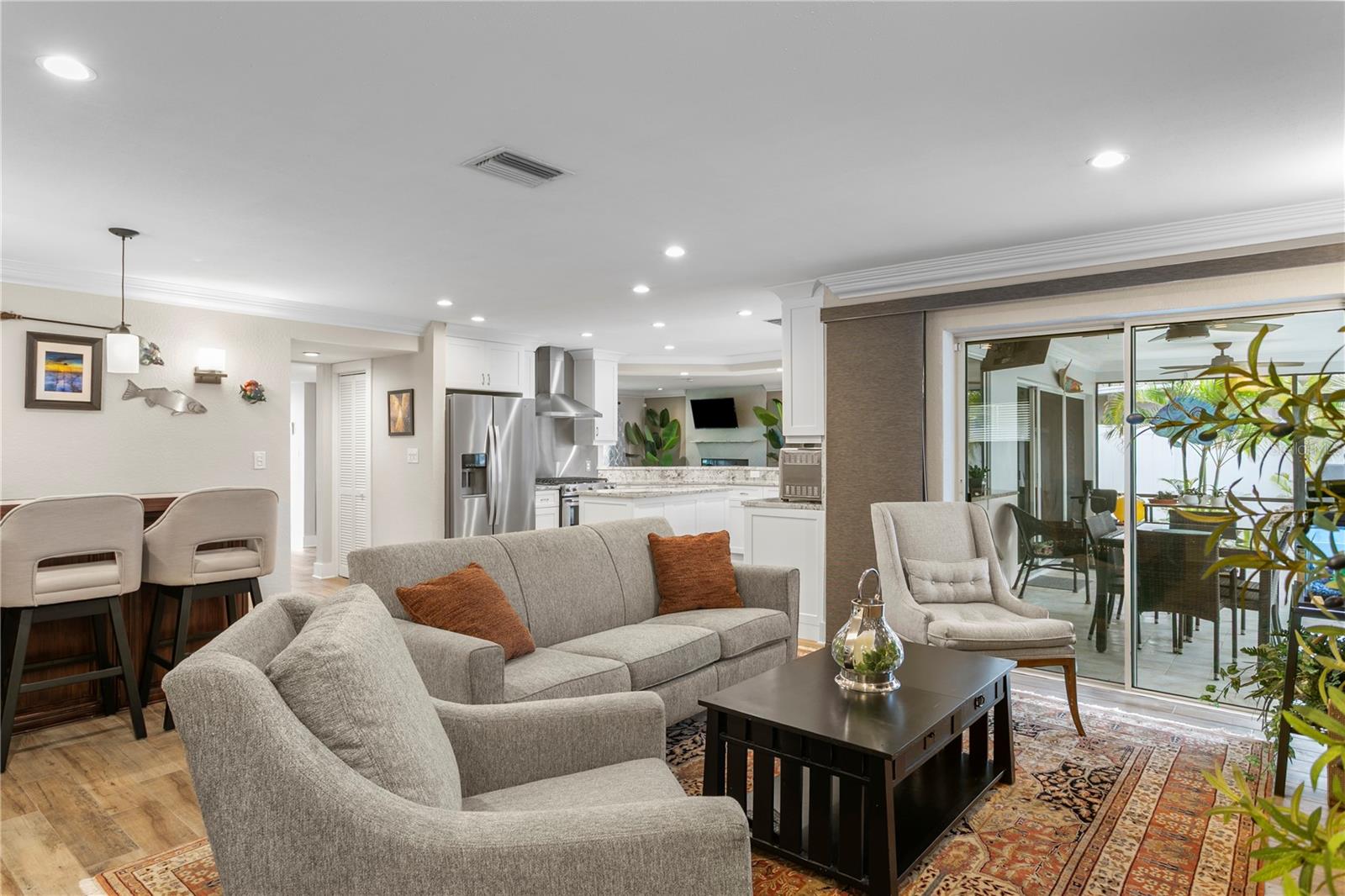 Image 24 of 97 For 3912 46th Avenue S