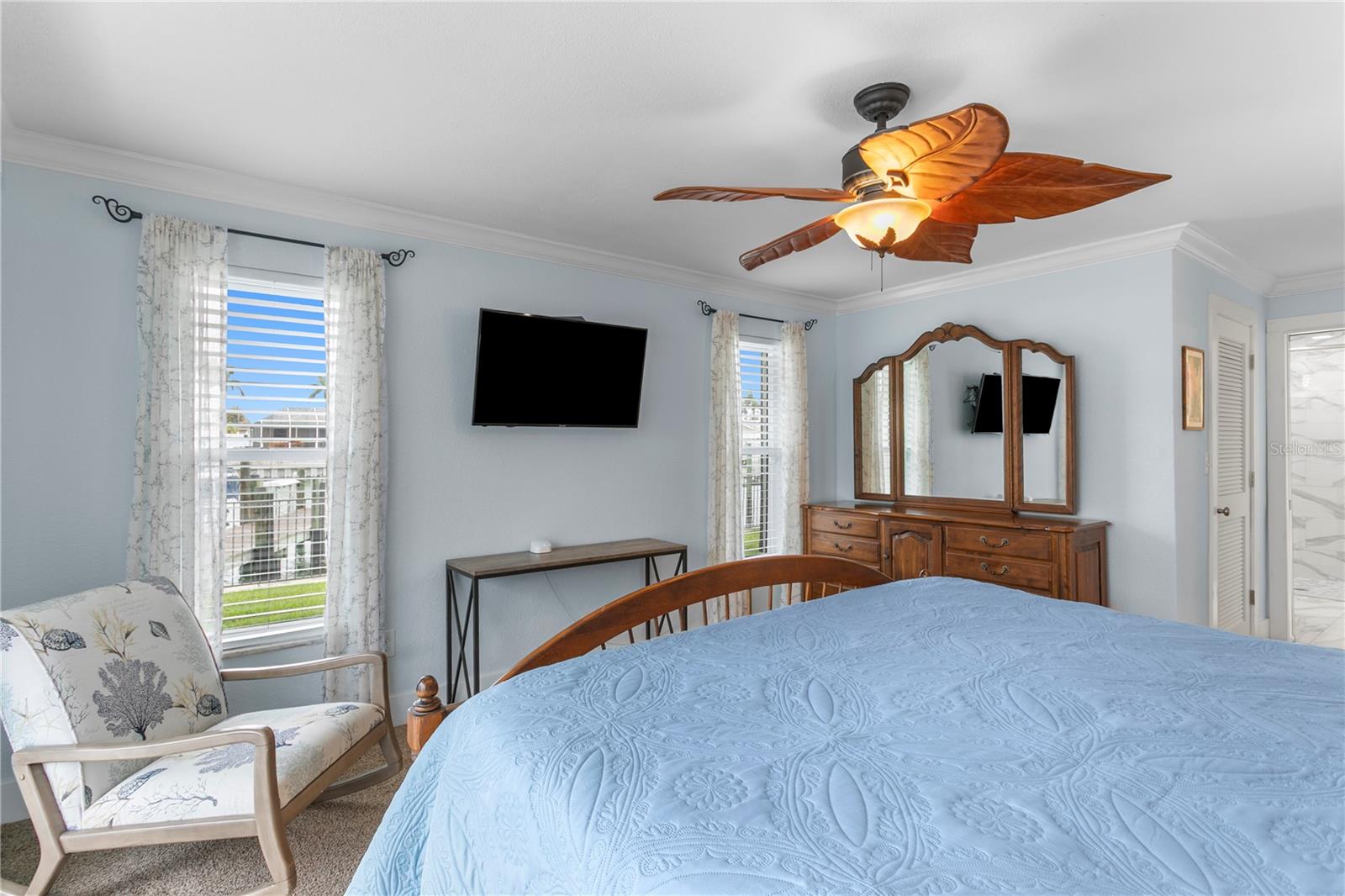 Image 32 of 97 For 3912 46th Avenue S