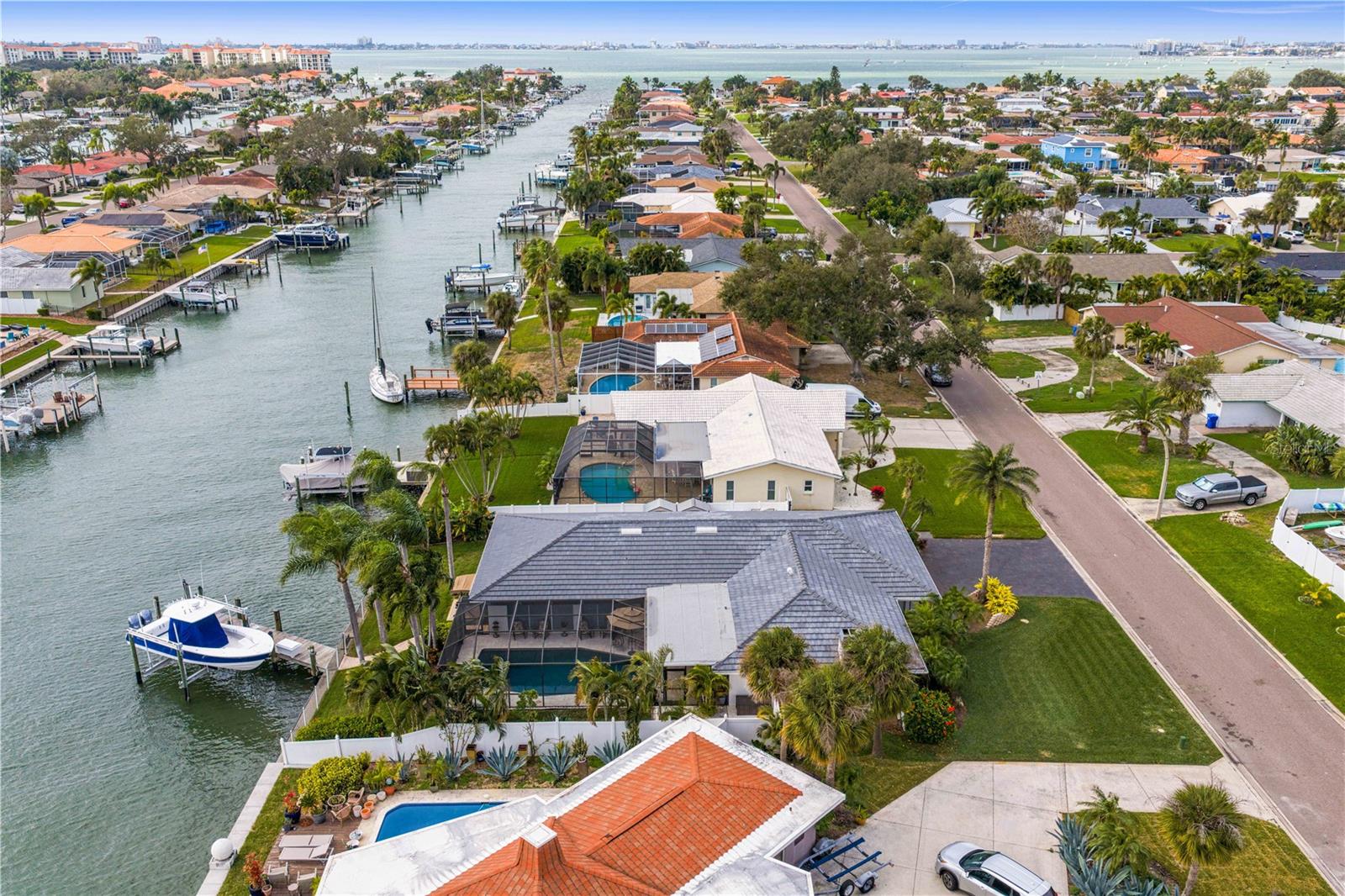 Image 57 of 97 For 3912 46th Avenue S