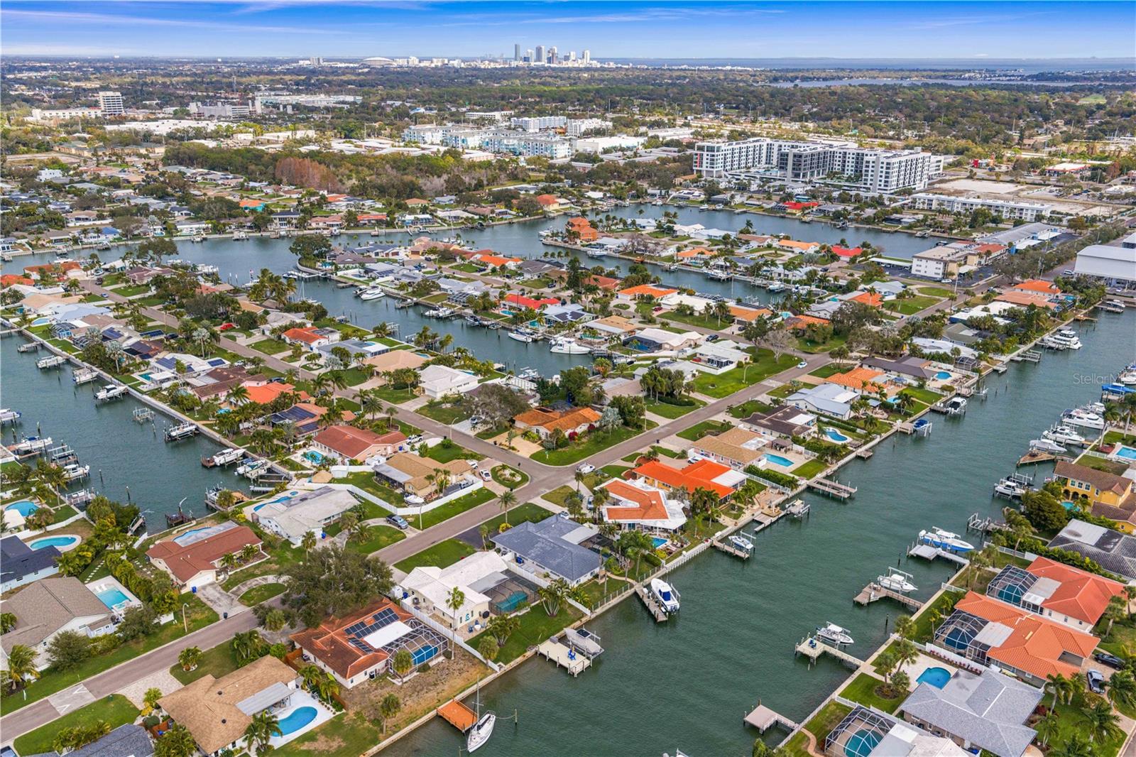 Image 59 of 97 For 3912 46th Avenue S