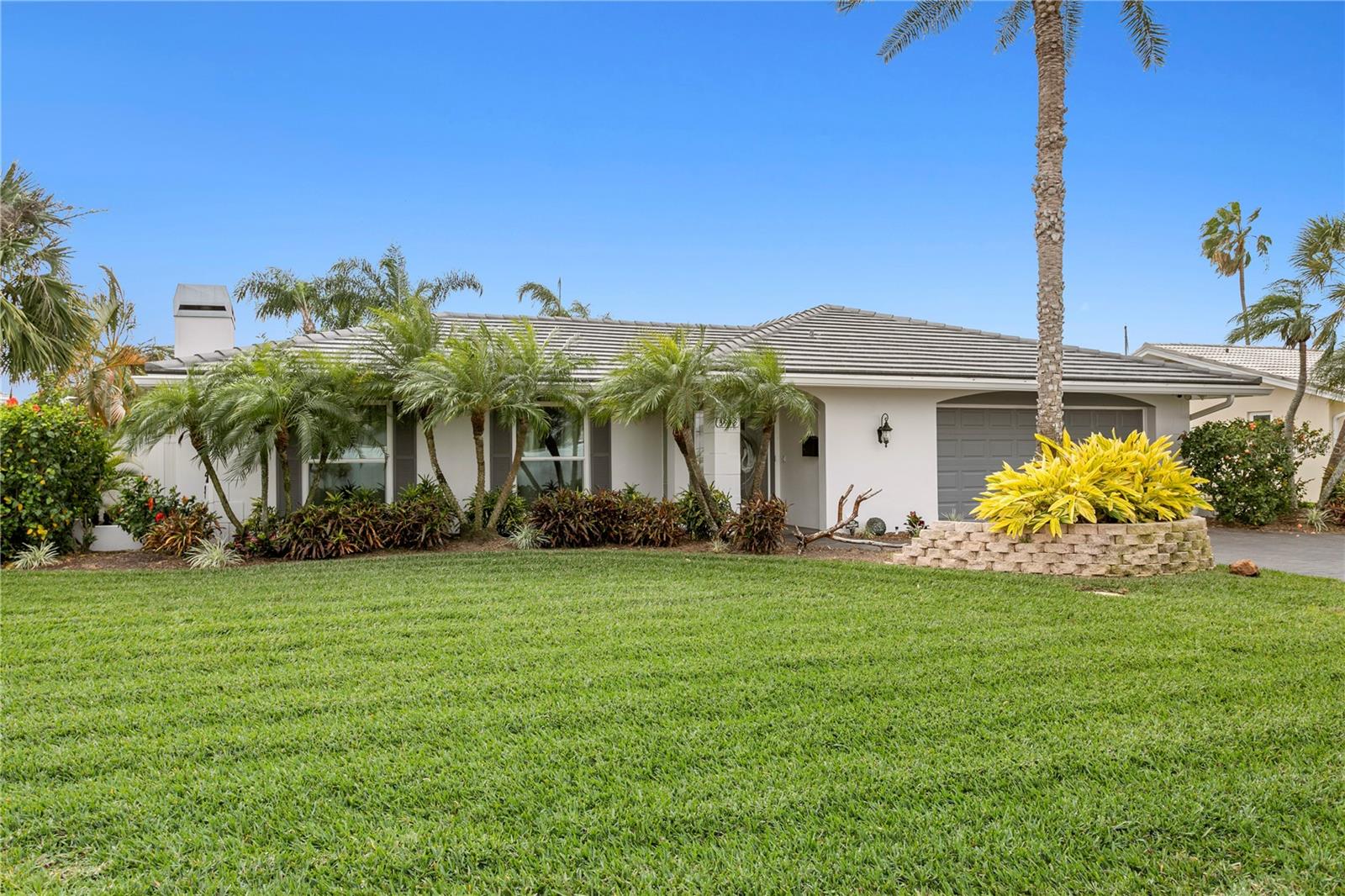 Image 70 of 97 For 3912 46th Avenue S