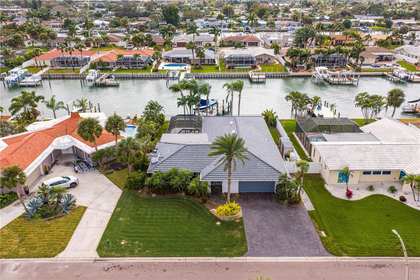 Image 73 of 97 For 3912 46th Avenue S