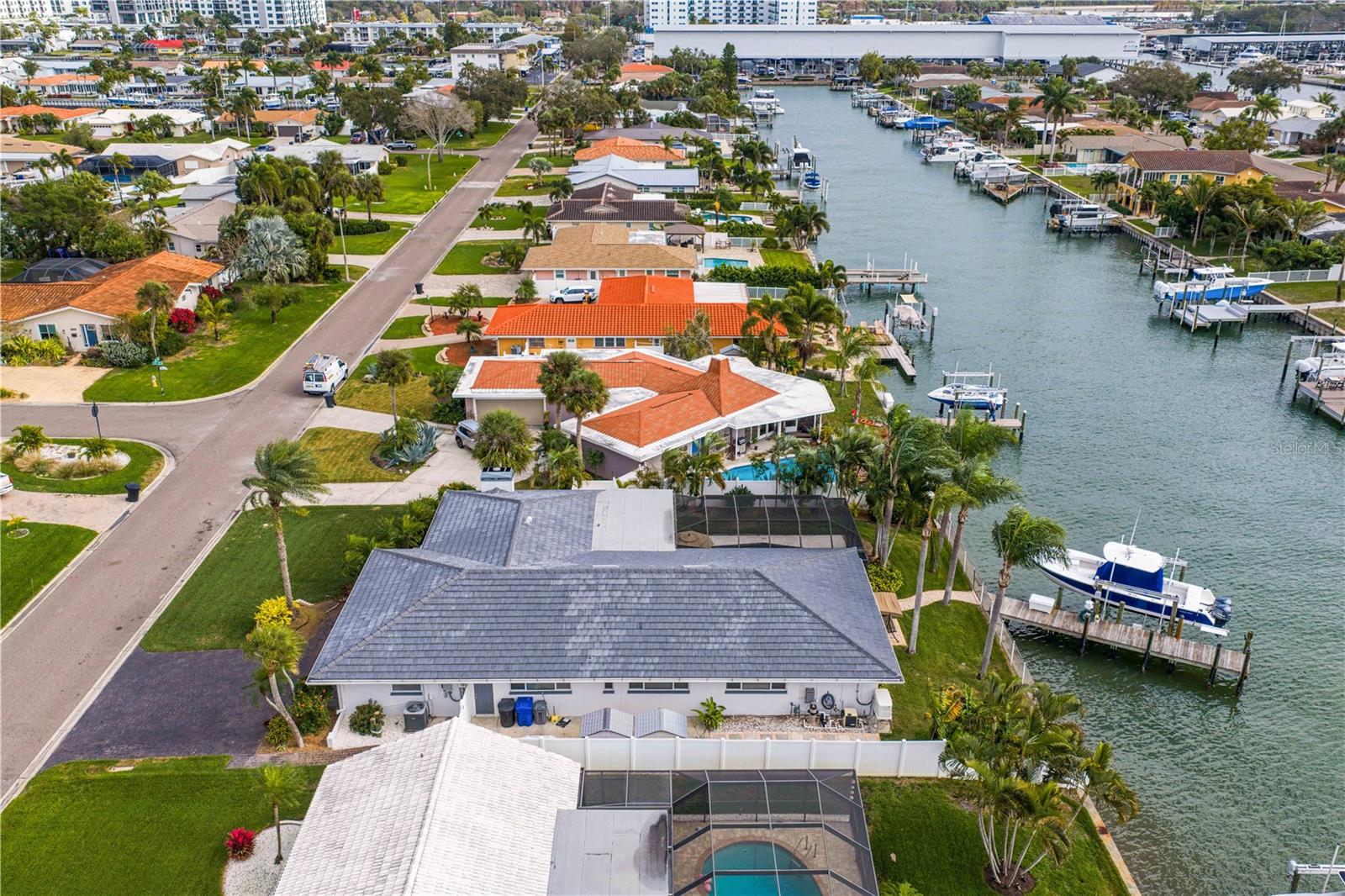 Image 80 of 97 For 3912 46th Avenue S