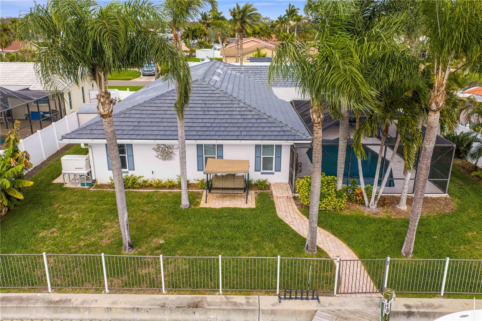 Image 84 of 97 For 3912 46th Avenue S