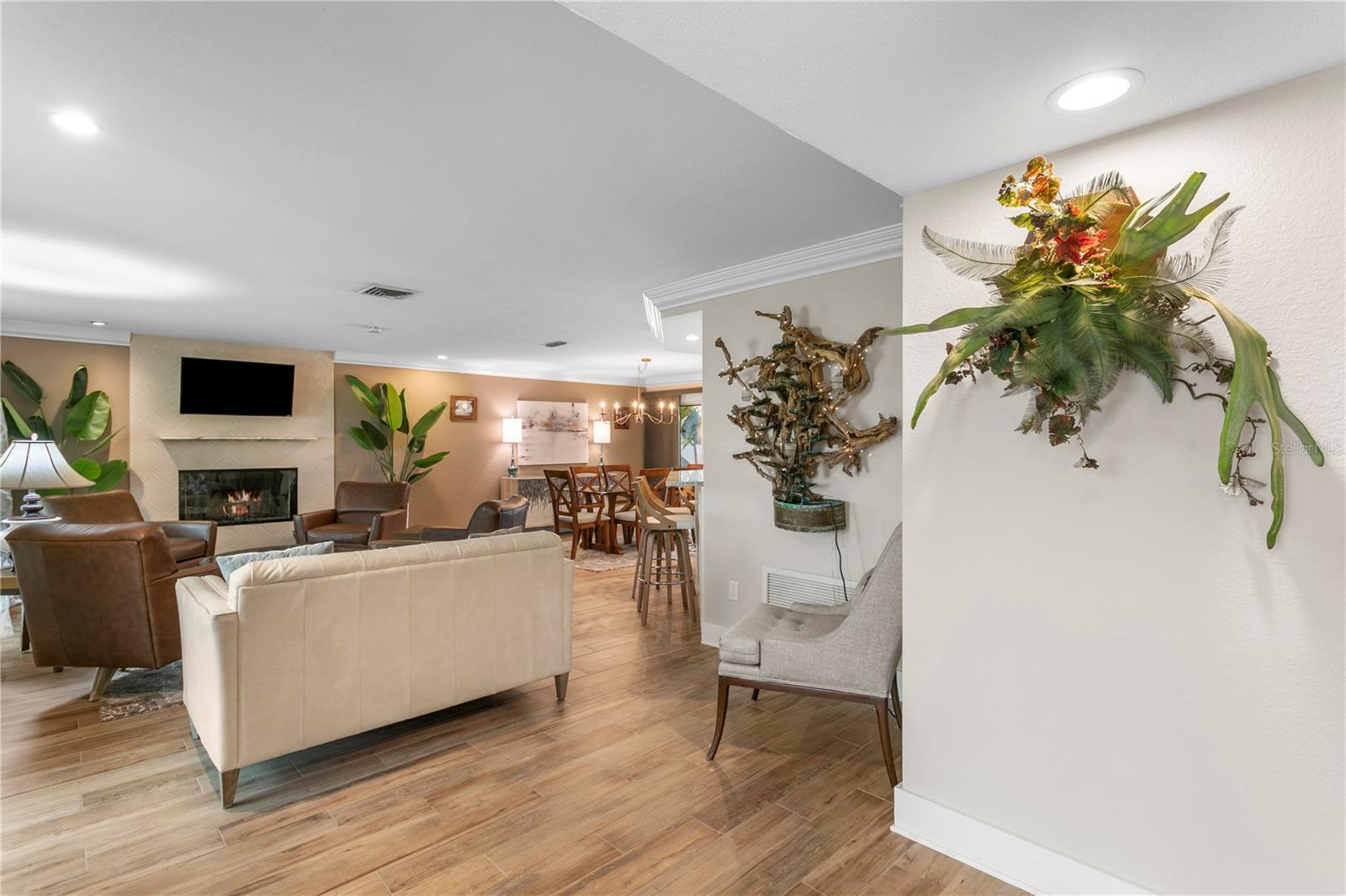 Image 9 of 97 For 3912 46th Avenue S