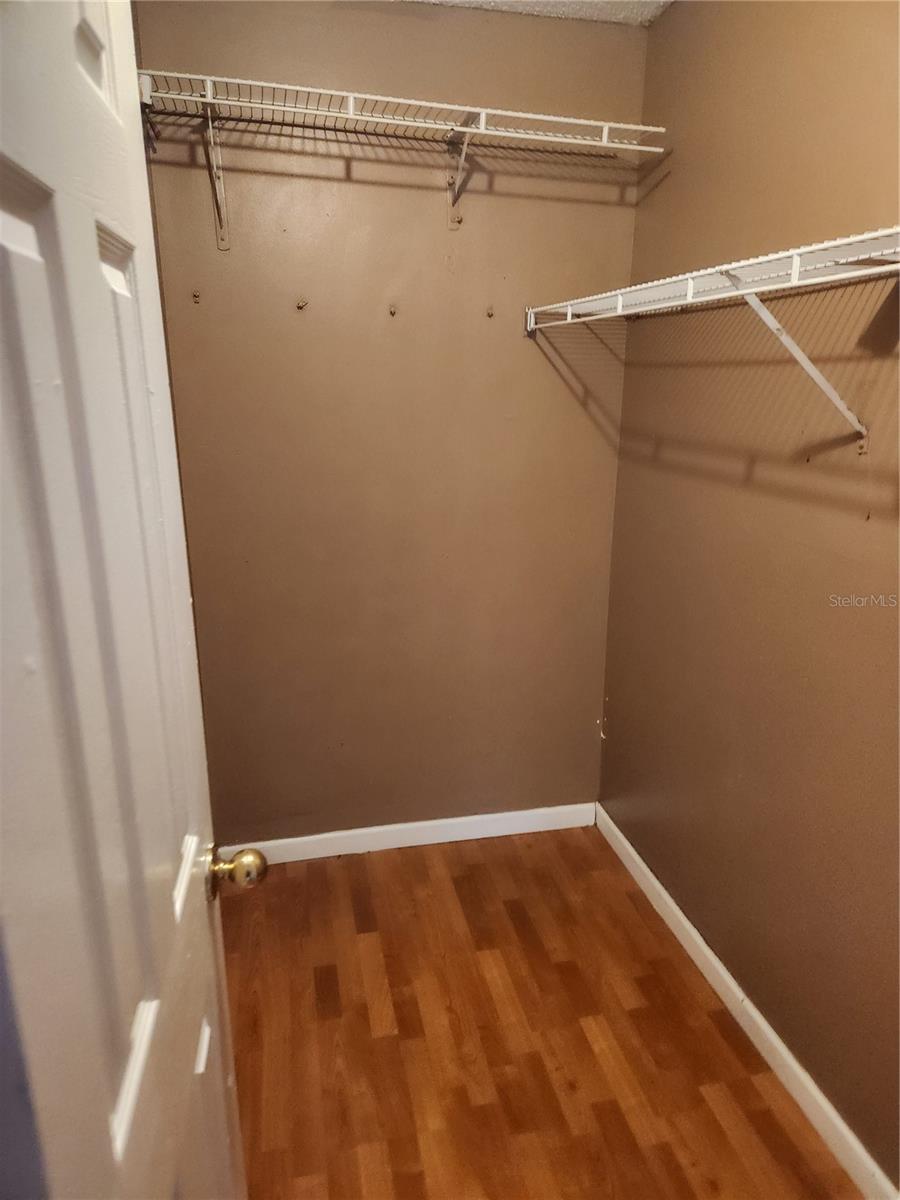 Image 7 of 21 For 6218 Rolling Hammock Place