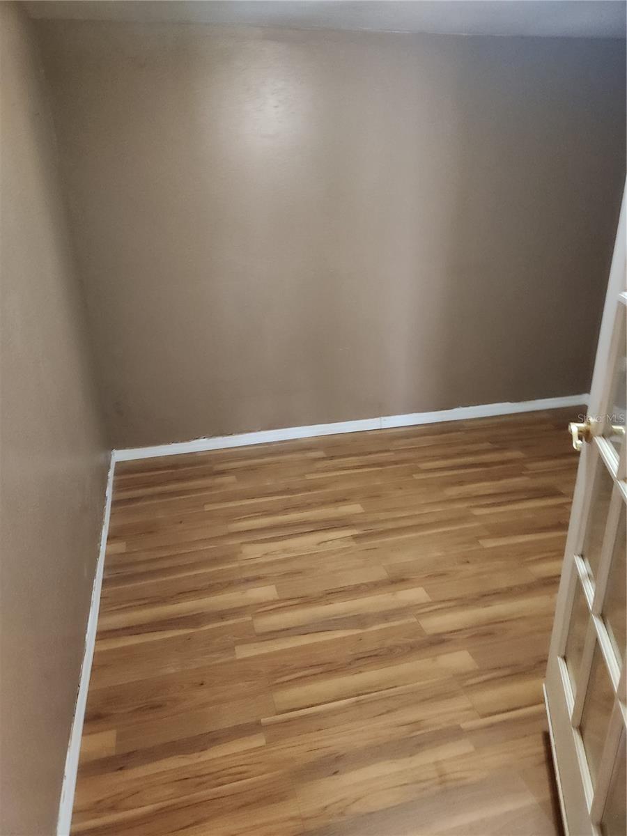 Image 8 of 21 For 6218 Rolling Hammock Place