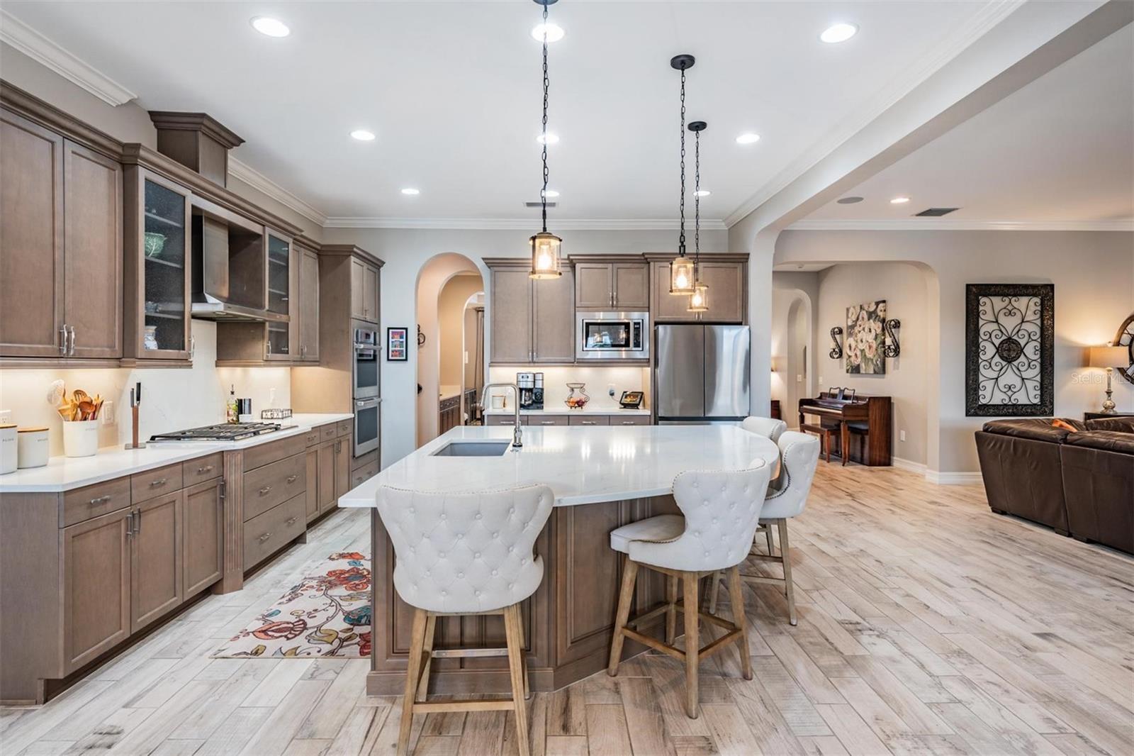 Image 14 of 61 For 28700 Corbara Place