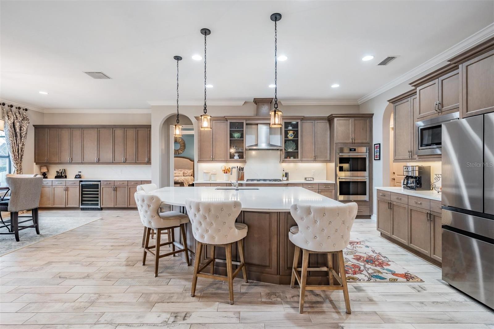 Image 16 of 61 For 28700 Corbara Place