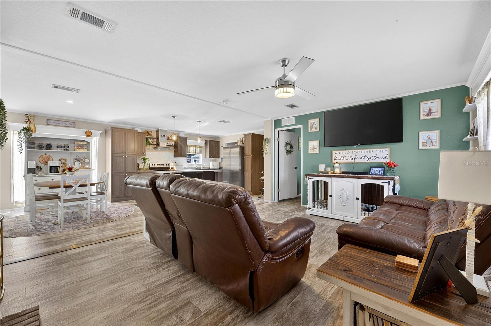 Image 13 of 56 For 39344 Bohan Ln