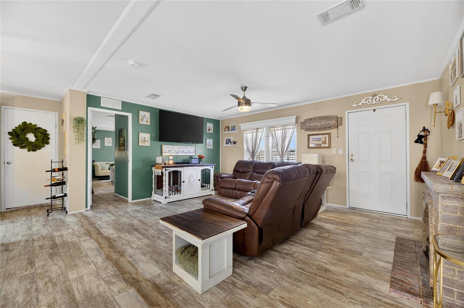 Image 14 of 56 For 39344 Bohan Ln