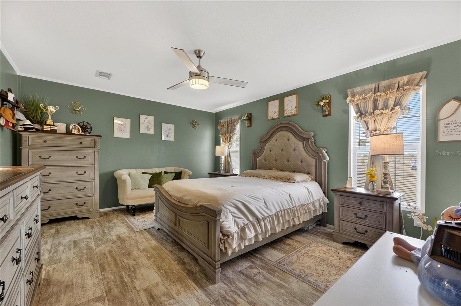 Image 28 of 56 For 39344 Bohan Ln