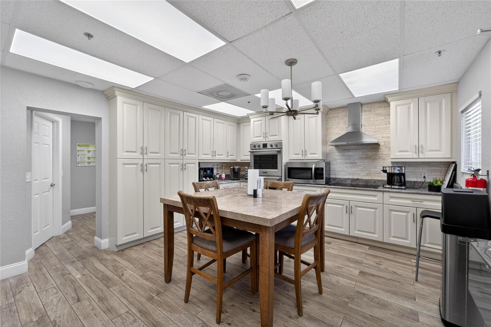 Image 32 of 86 For 3411 29th Street