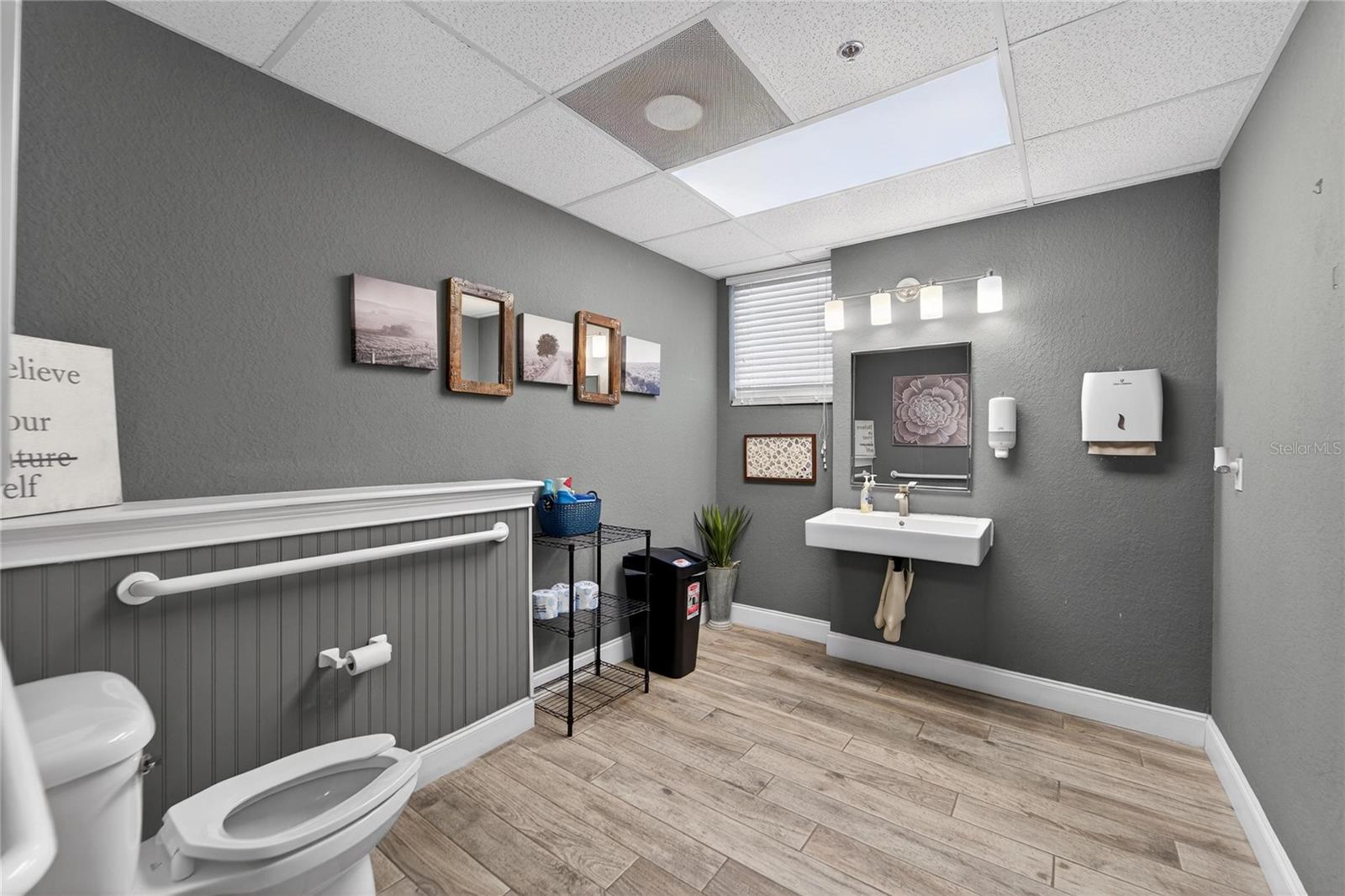 Image 46 of 86 For 3411 29th Street