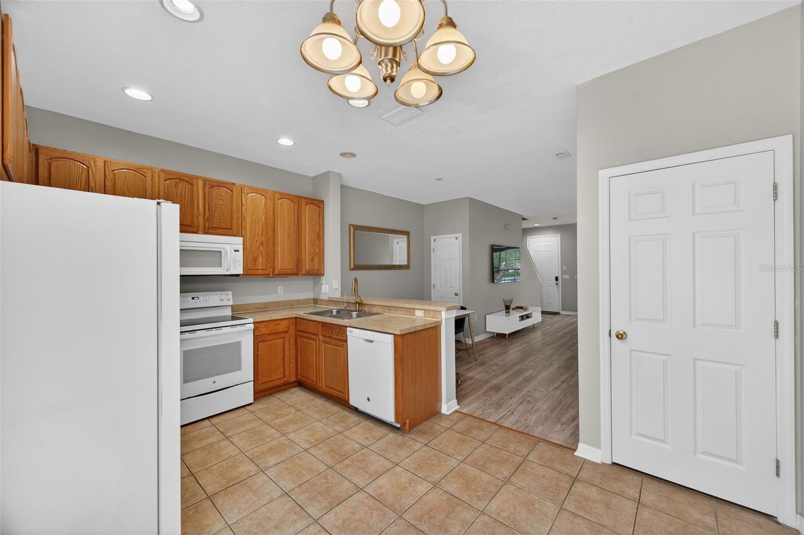 Image 13 of 51 For 11622 Declaration Drive