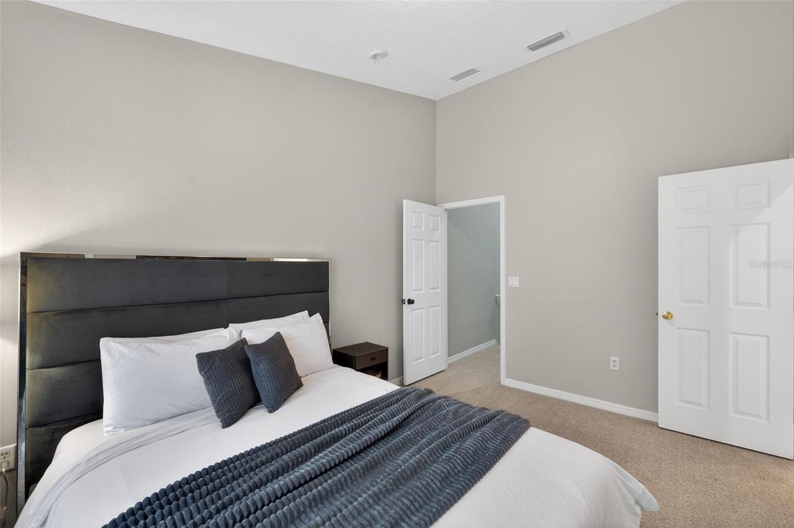 Image 23 of 51 For 11622 Declaration Drive