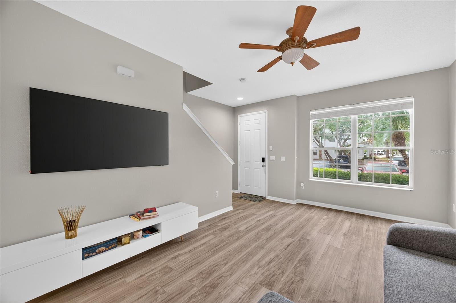 Image 8 of 51 For 11622 Declaration Drive