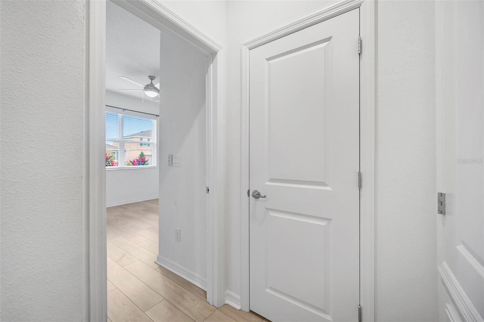 Image 11 of 58 For 7882 Lennox Loop