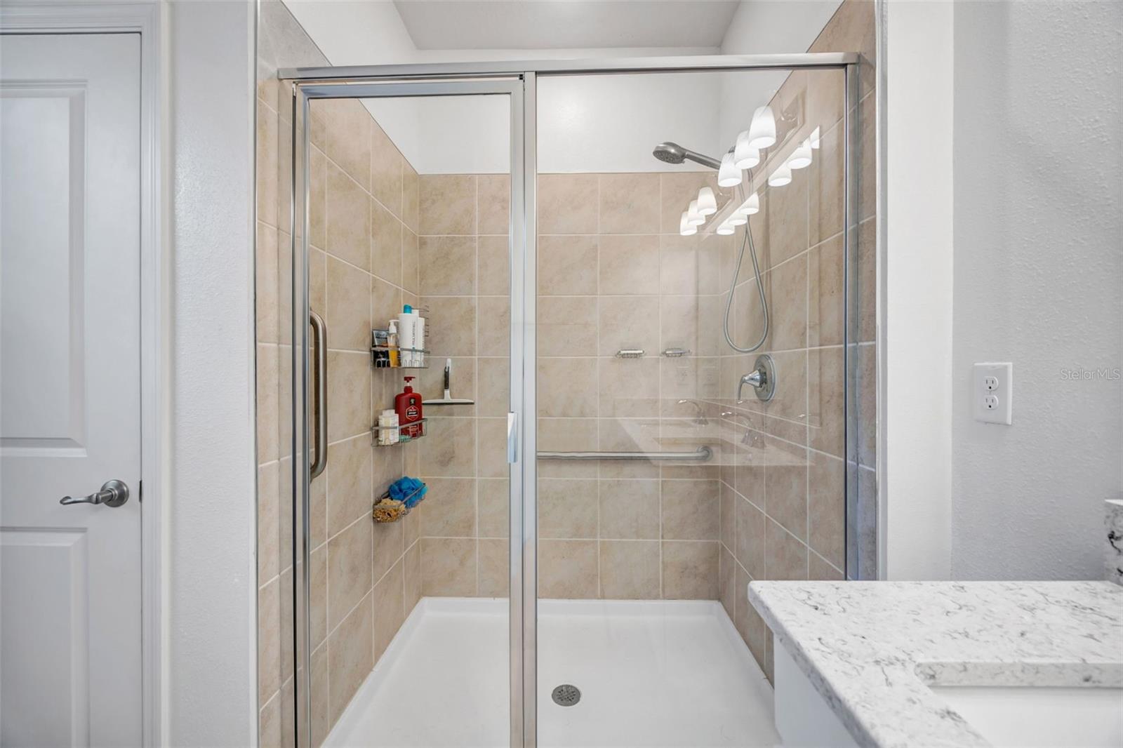 Image 40 of 58 For 7882 Lennox Loop