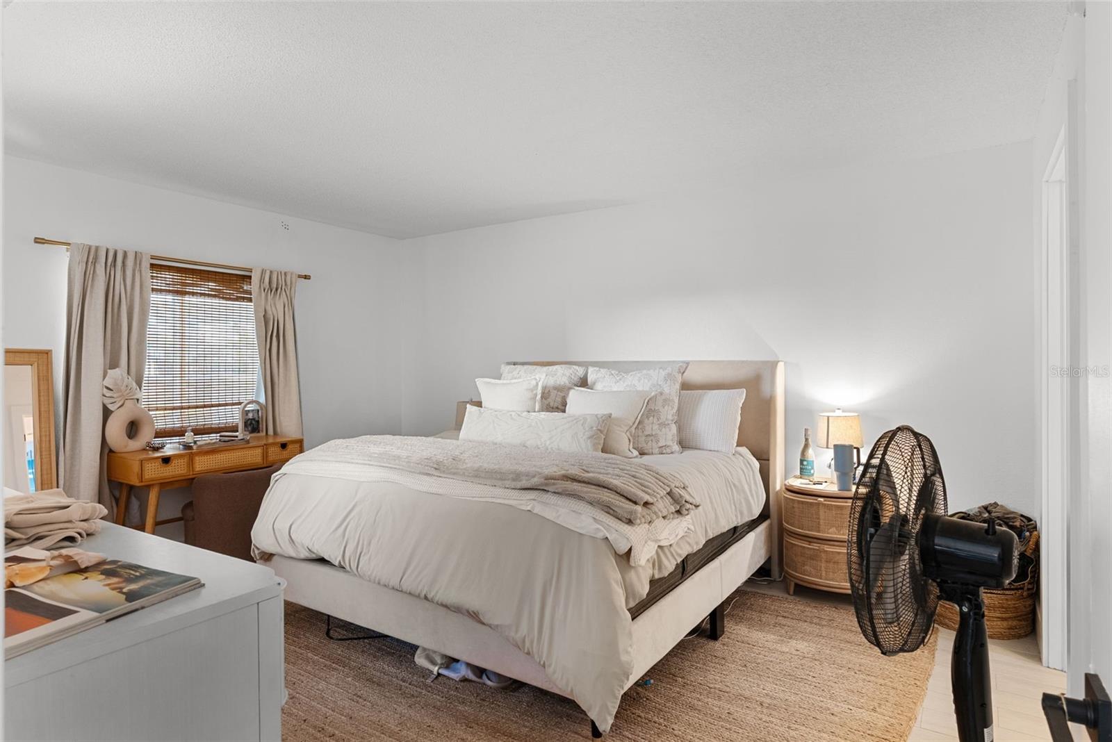 Image 11 of 37 For 301 87th Avenue 204