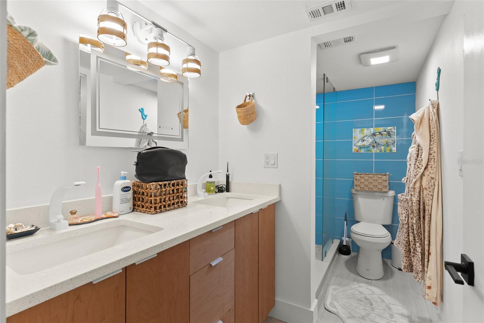 Image 14 of 37 For 301 87th Avenue 204