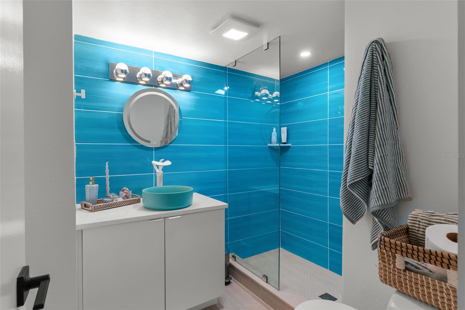 Image 20 of 37 For 301 87th Avenue 204