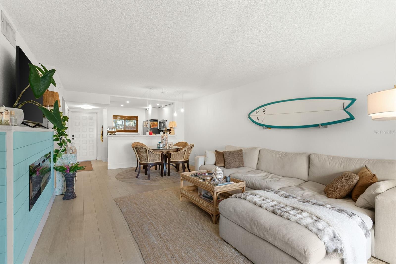 Image 4 of 37 For 301 87th Avenue 204