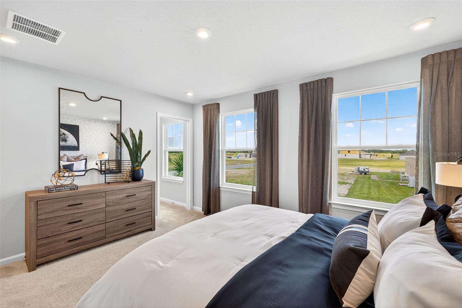 Image 21 of 25 For 1828 Soaring Vida Street