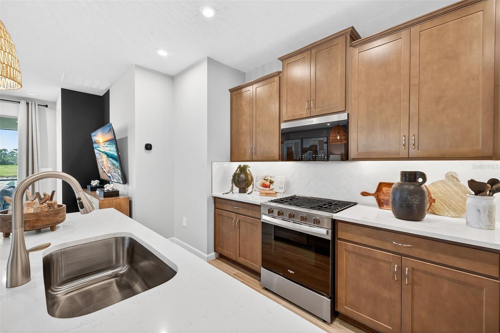 Image 5 of 25 For 1828 Soaring Vida Street