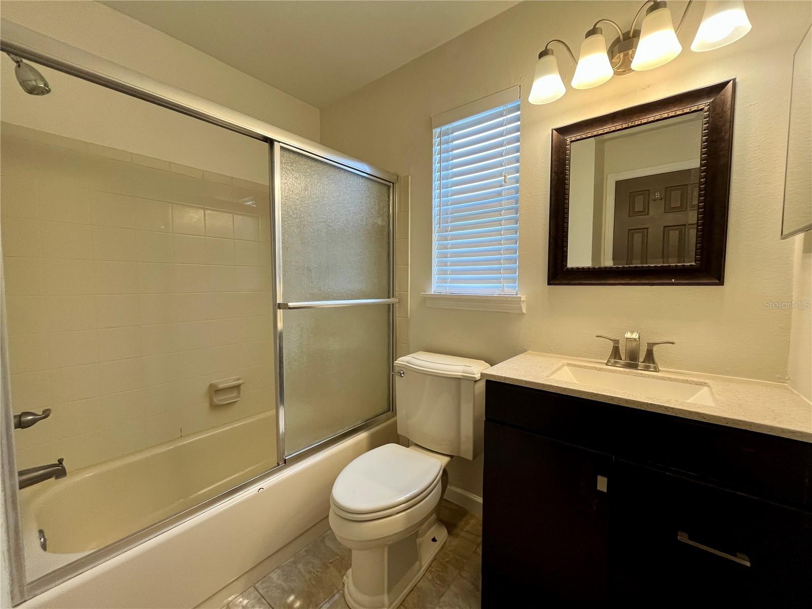 Image 17 of 23 For 7618 Colonial Court