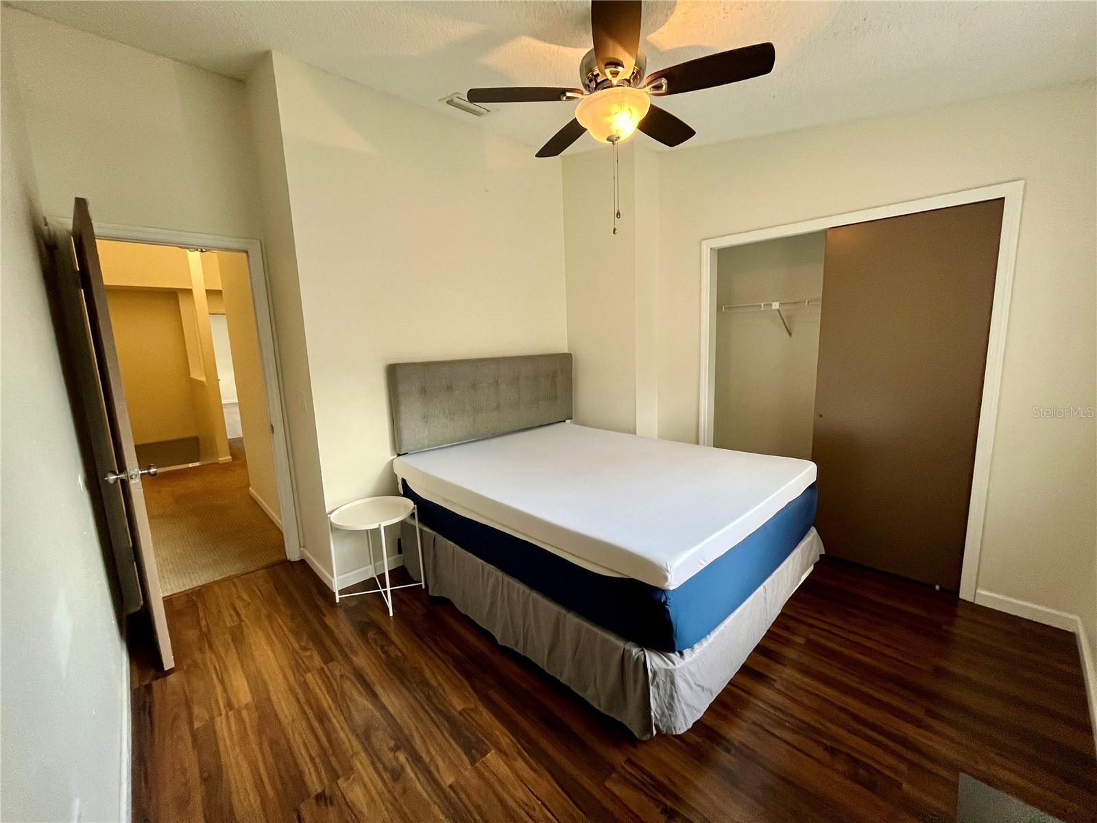 Image 19 of 23 For 7618 Colonial Court