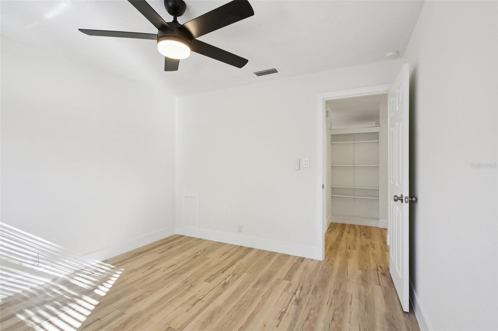 Image 18 of 54 For 2090 Ridgelane Road