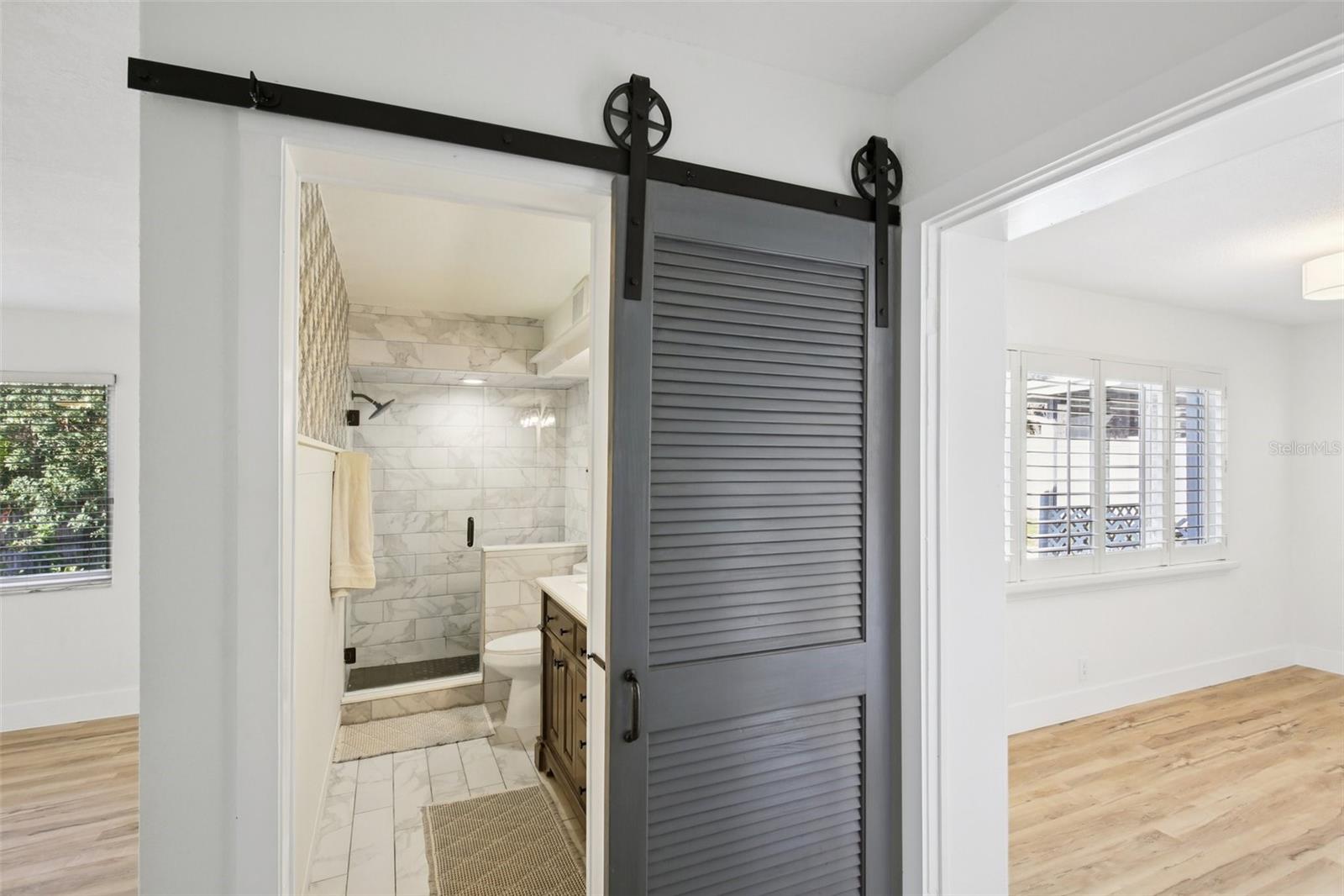 Image 28 of 54 For 2090 Ridgelane Road