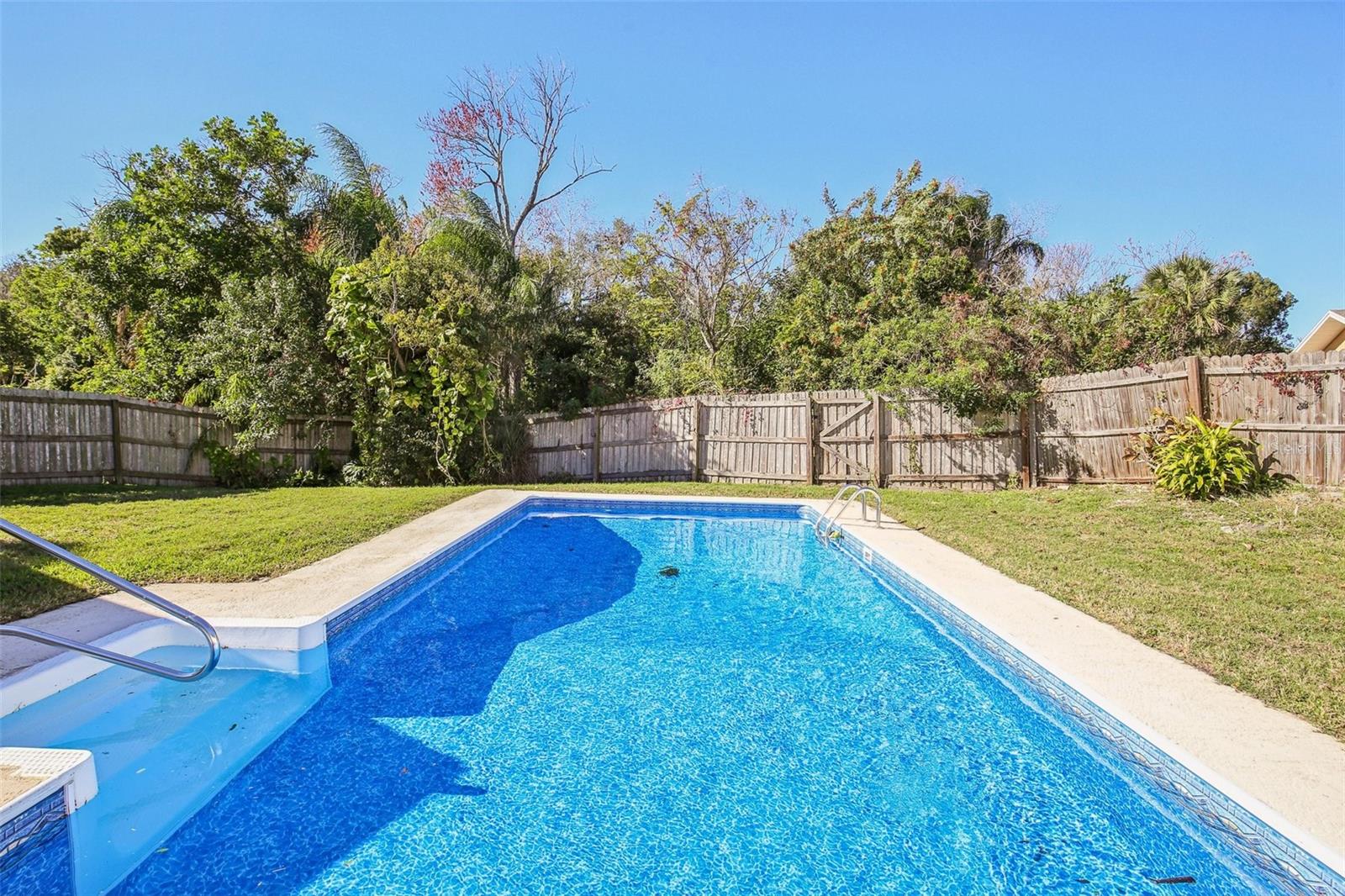 Image 35 of 54 For 2090 Ridgelane Road