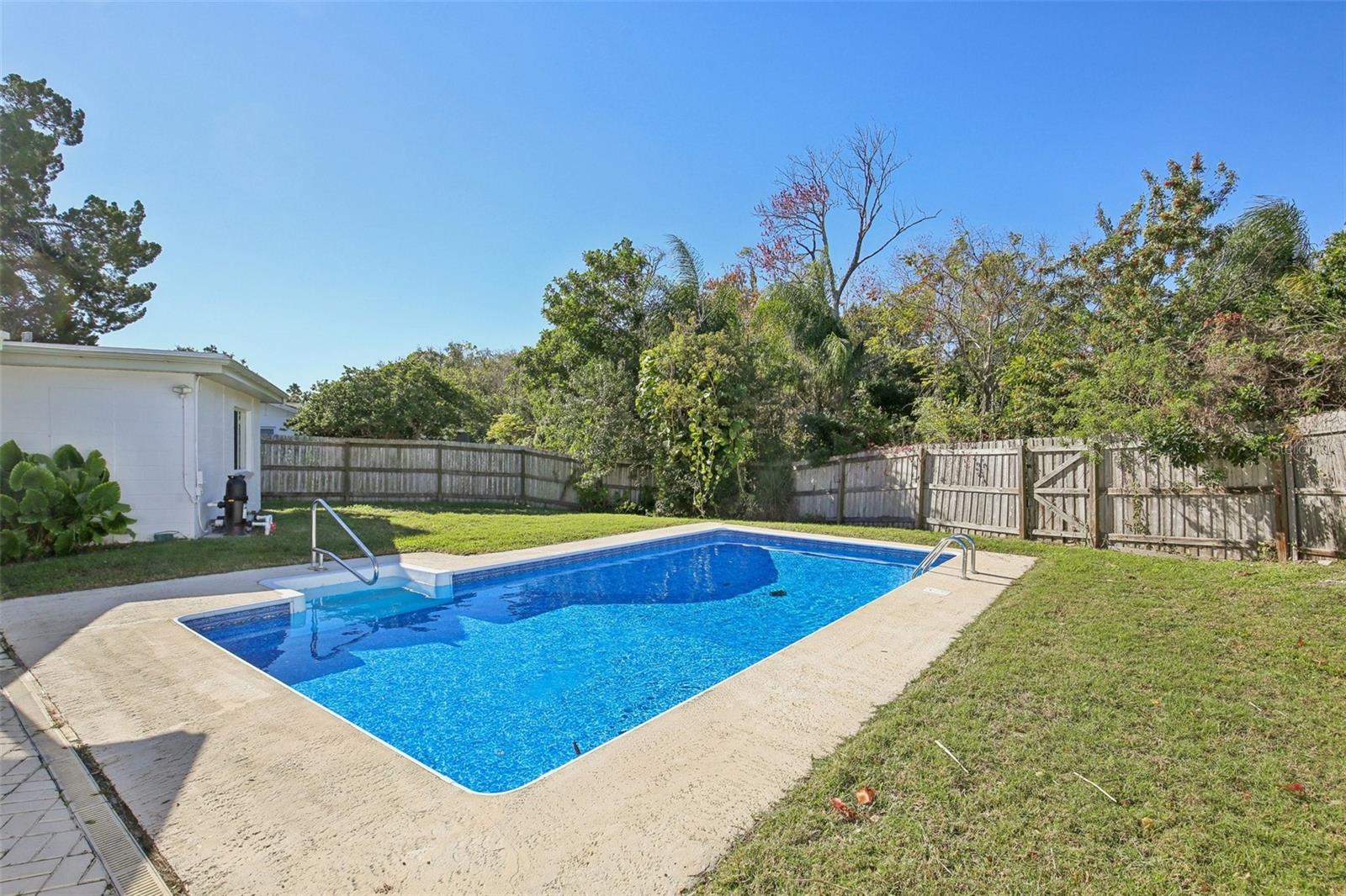 Image 36 of 54 For 2090 Ridgelane Road