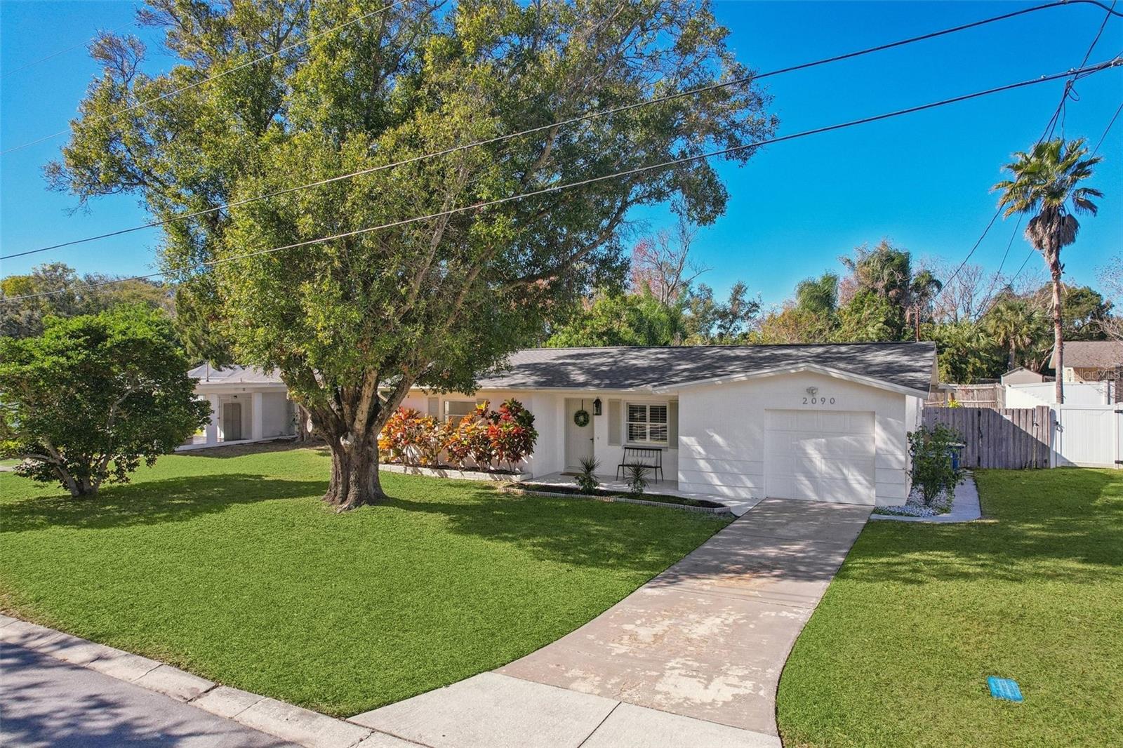 Image 4 of 54 For 2090 Ridgelane Road