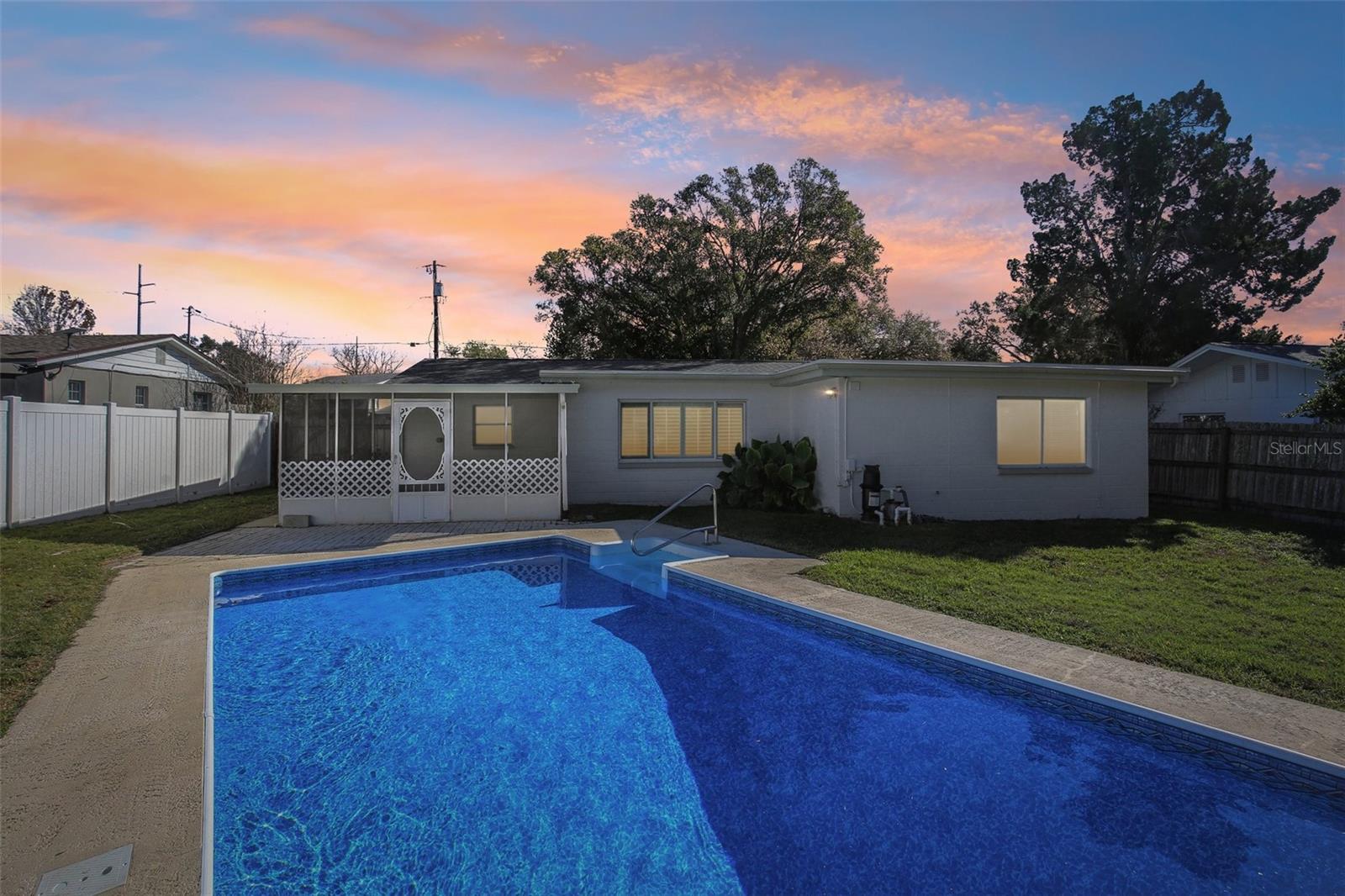 Image 53 of 54 For 2090 Ridgelane Road