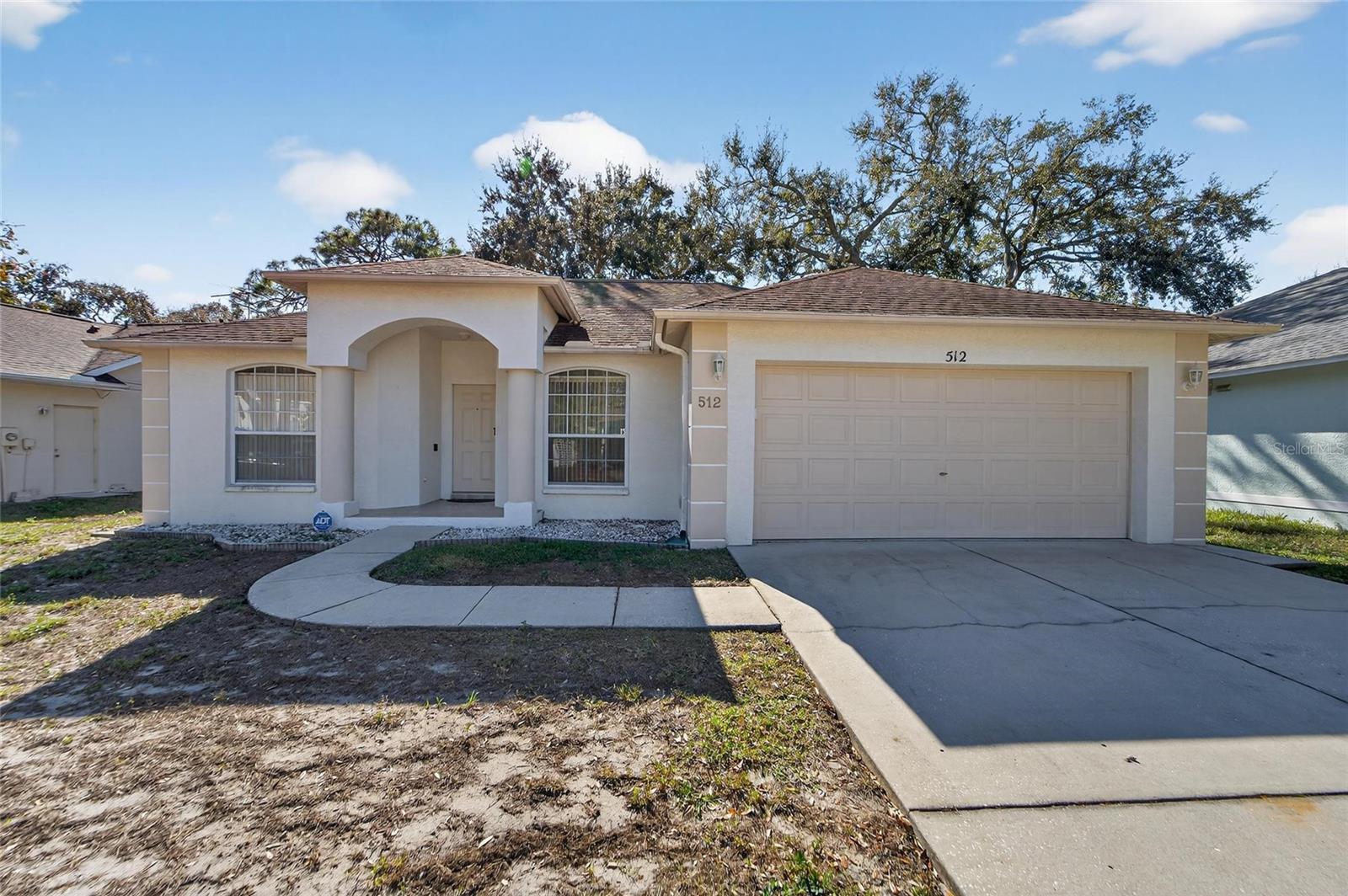 Listing photo id 0 for 512 Atwood Avenue N