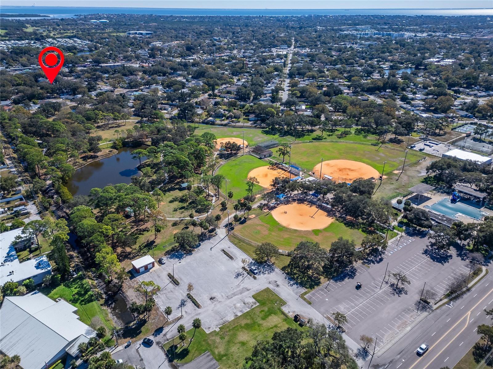 Listing photo id 48 for 512 Atwood Avenue N