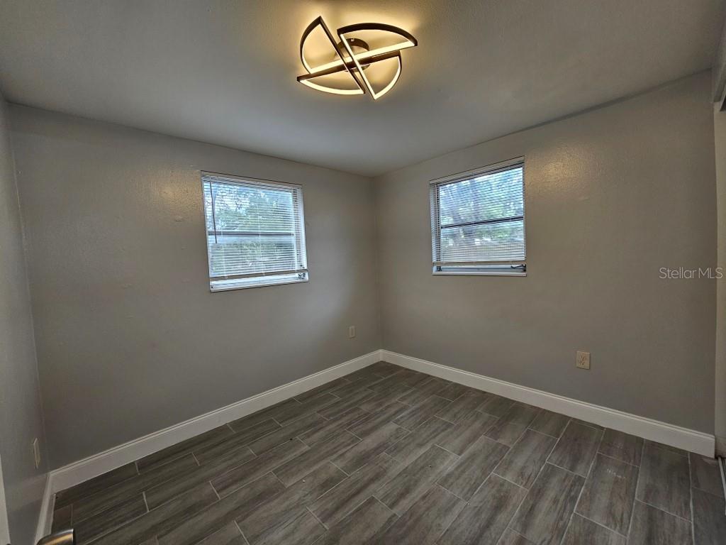 Image 10 of 11 For 5322 Pine Street A