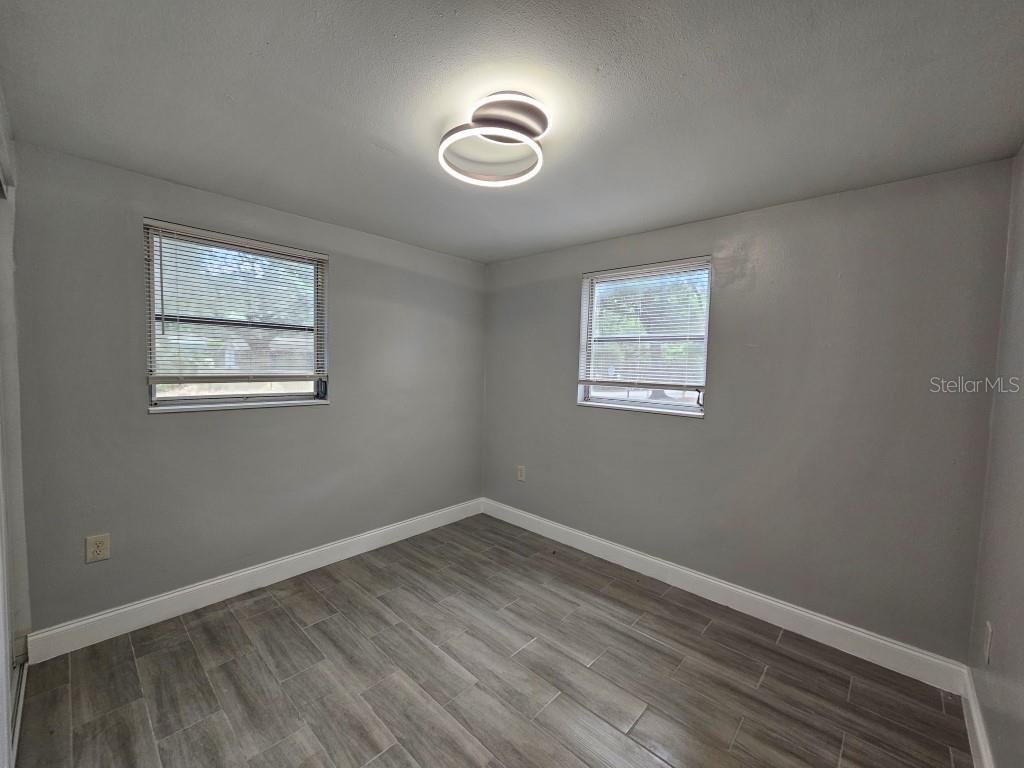 Image 7 of 11 For 5322 Pine Street A