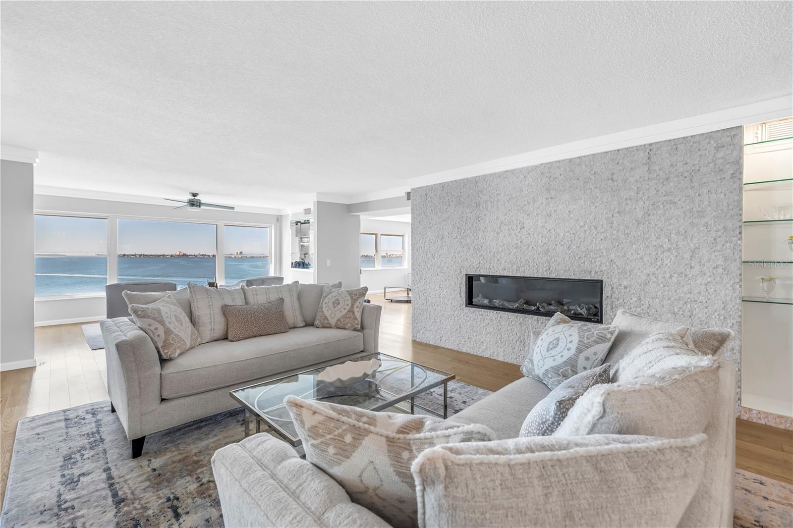 Image 15 of 61 For 6020 Shore Boulevard S 712