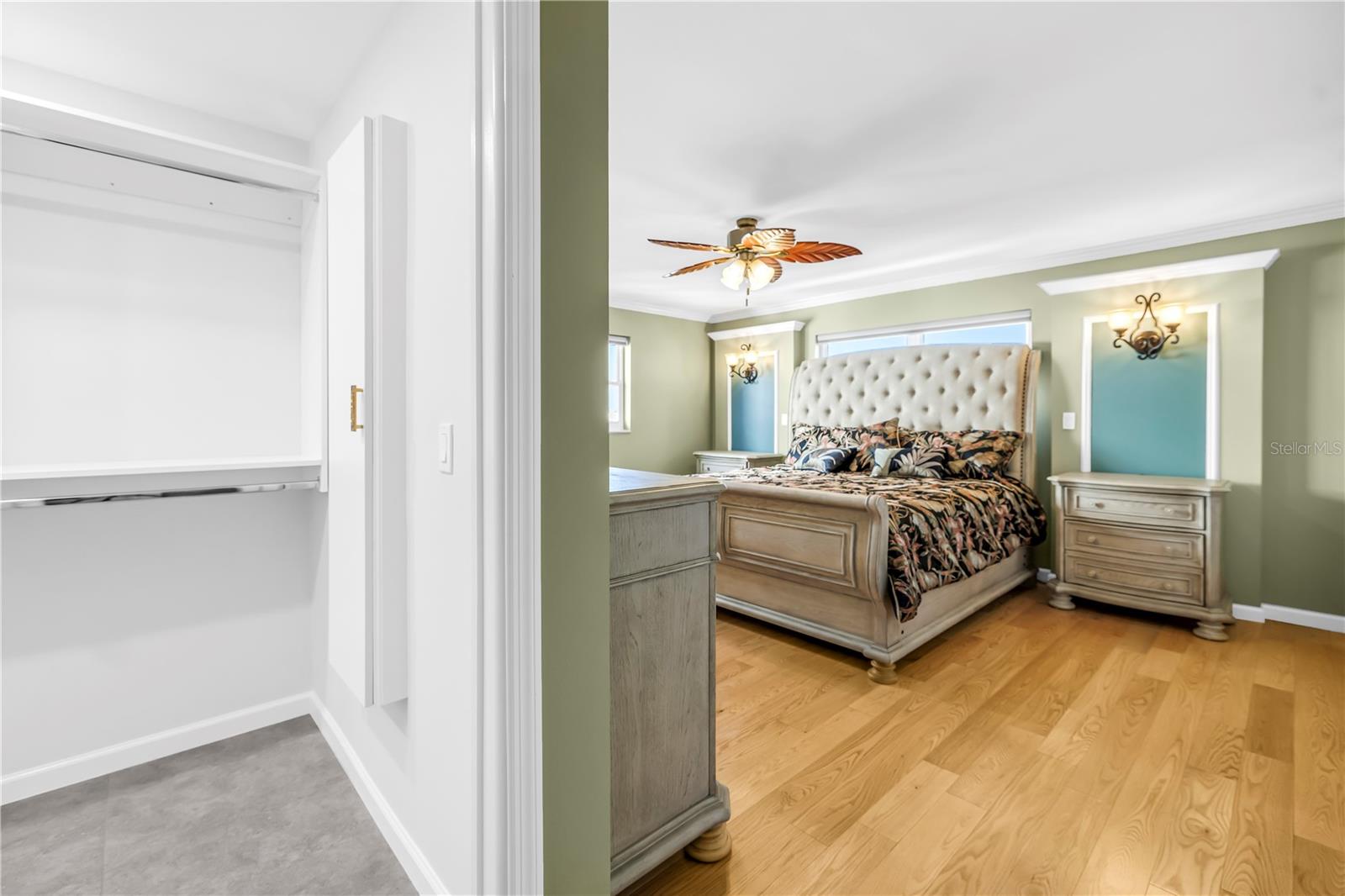 Image 26 of 61 For 6020 Shore Boulevard S 712