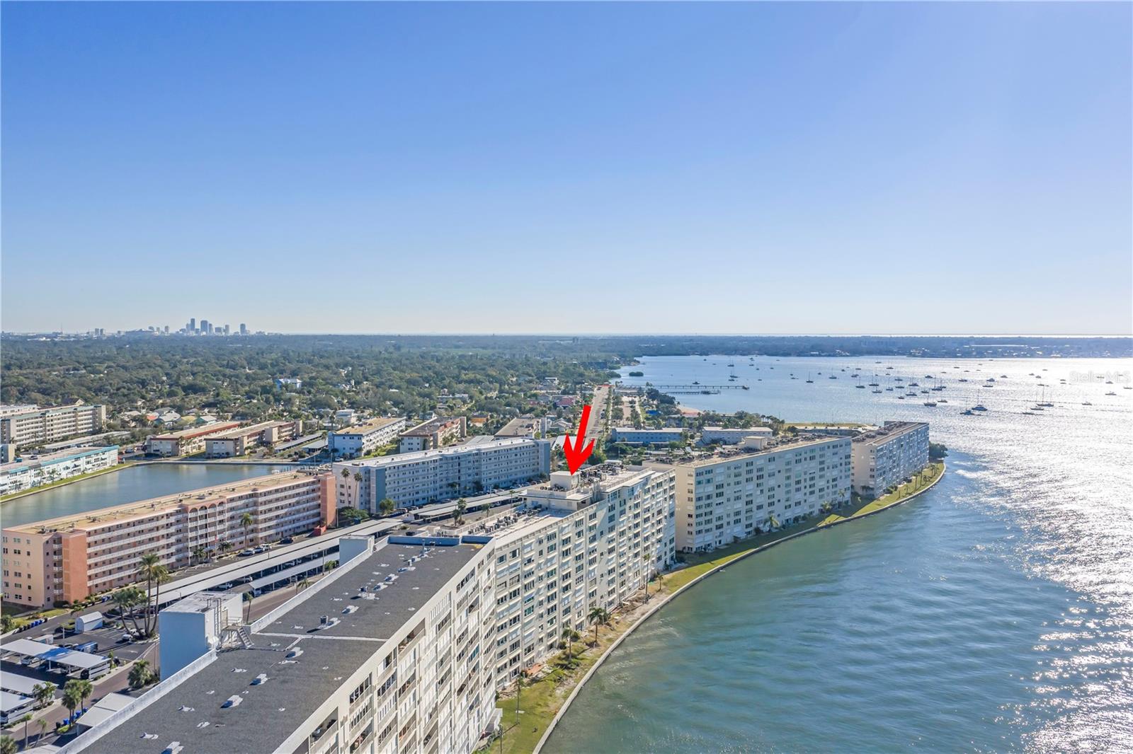 Image 52 of 61 For 6020 Shore Boulevard S 712