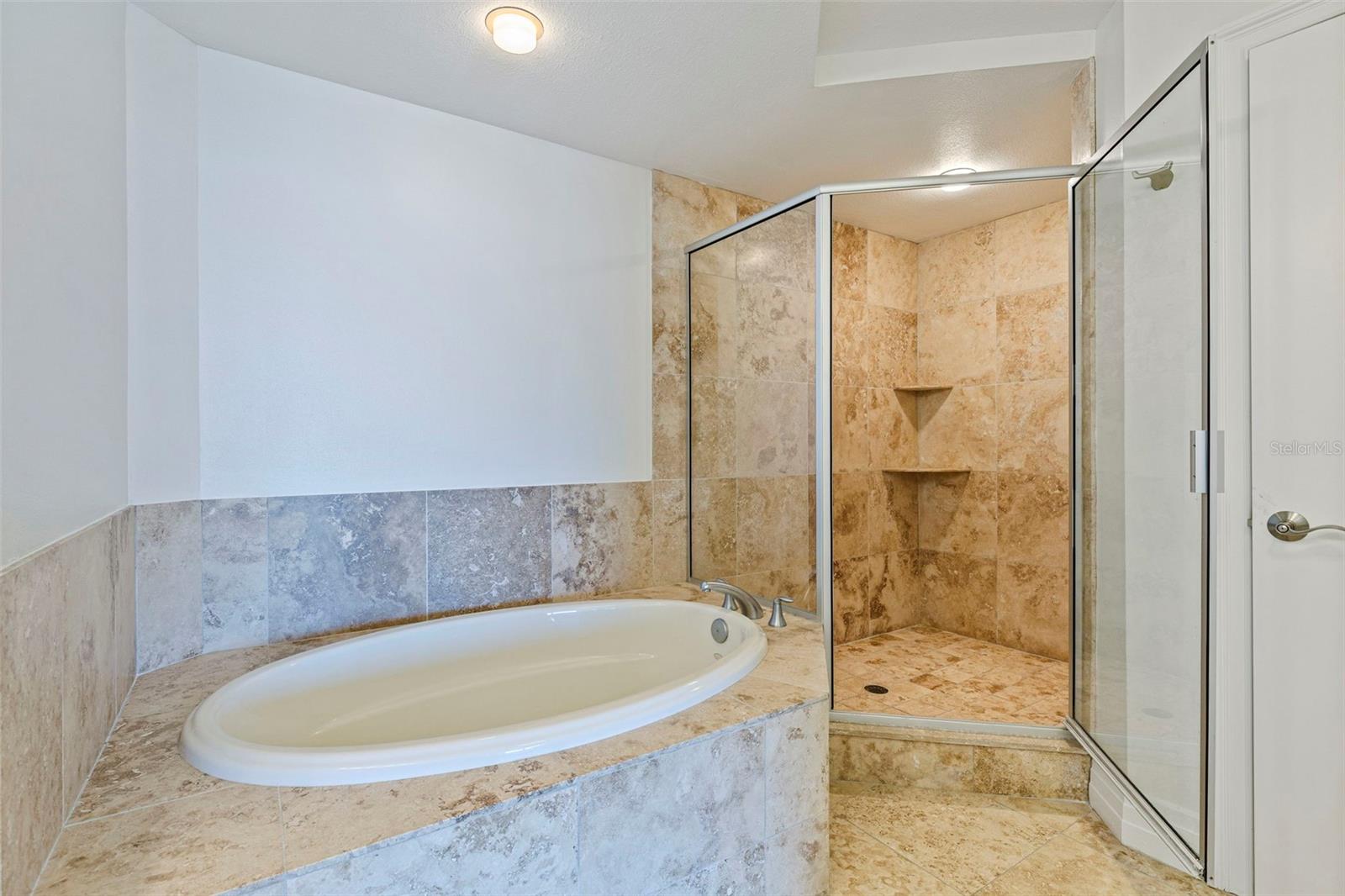 Image 20 of 45 For 1350 Gulf 704